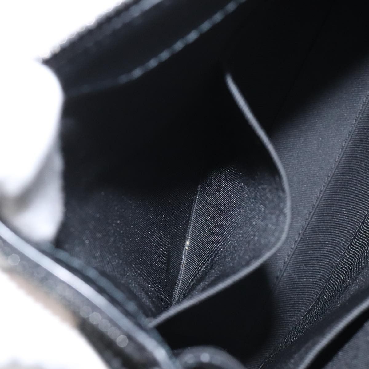Louis Vuitton Sac Plat Black Leather Handbag (Pre-Owned) Size ONE SIZE - 19 Thumbnail