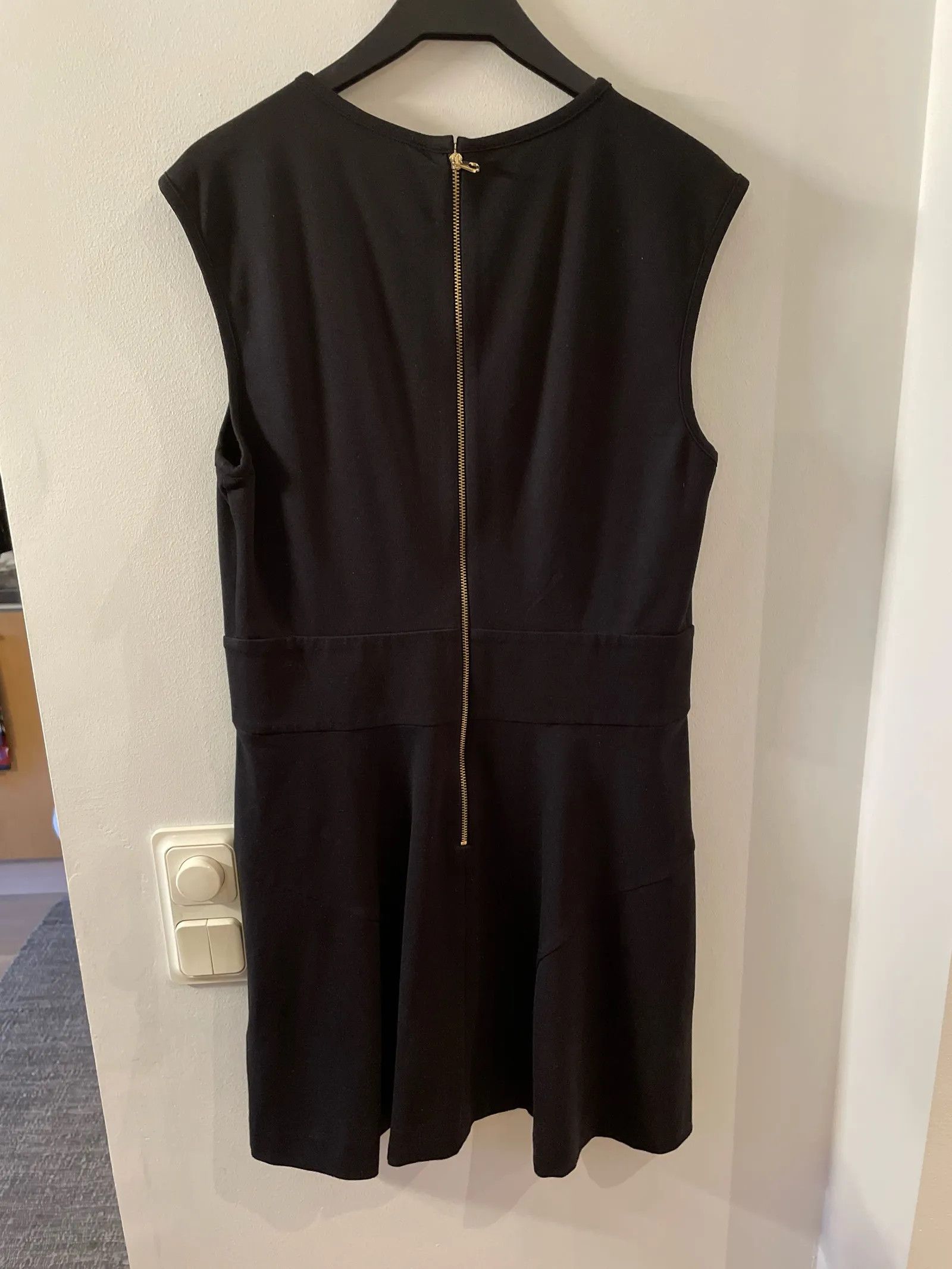 Ted Baker Ted Baker Dress Size S / US 4 / IT 40 - 4 Thumbnail