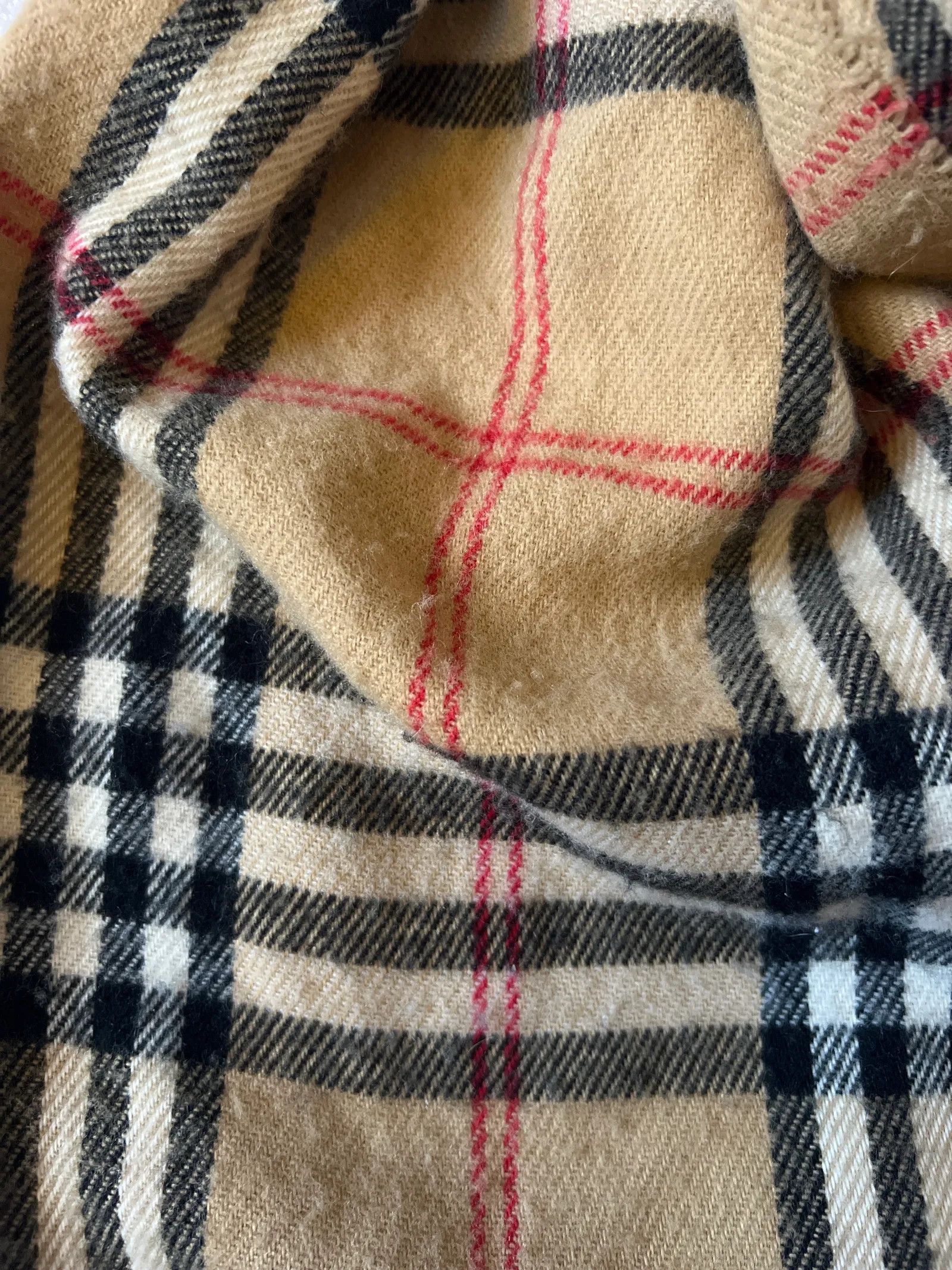 Burberry Burberry Scarf Size ONE SIZE - 3 Thumbnail
