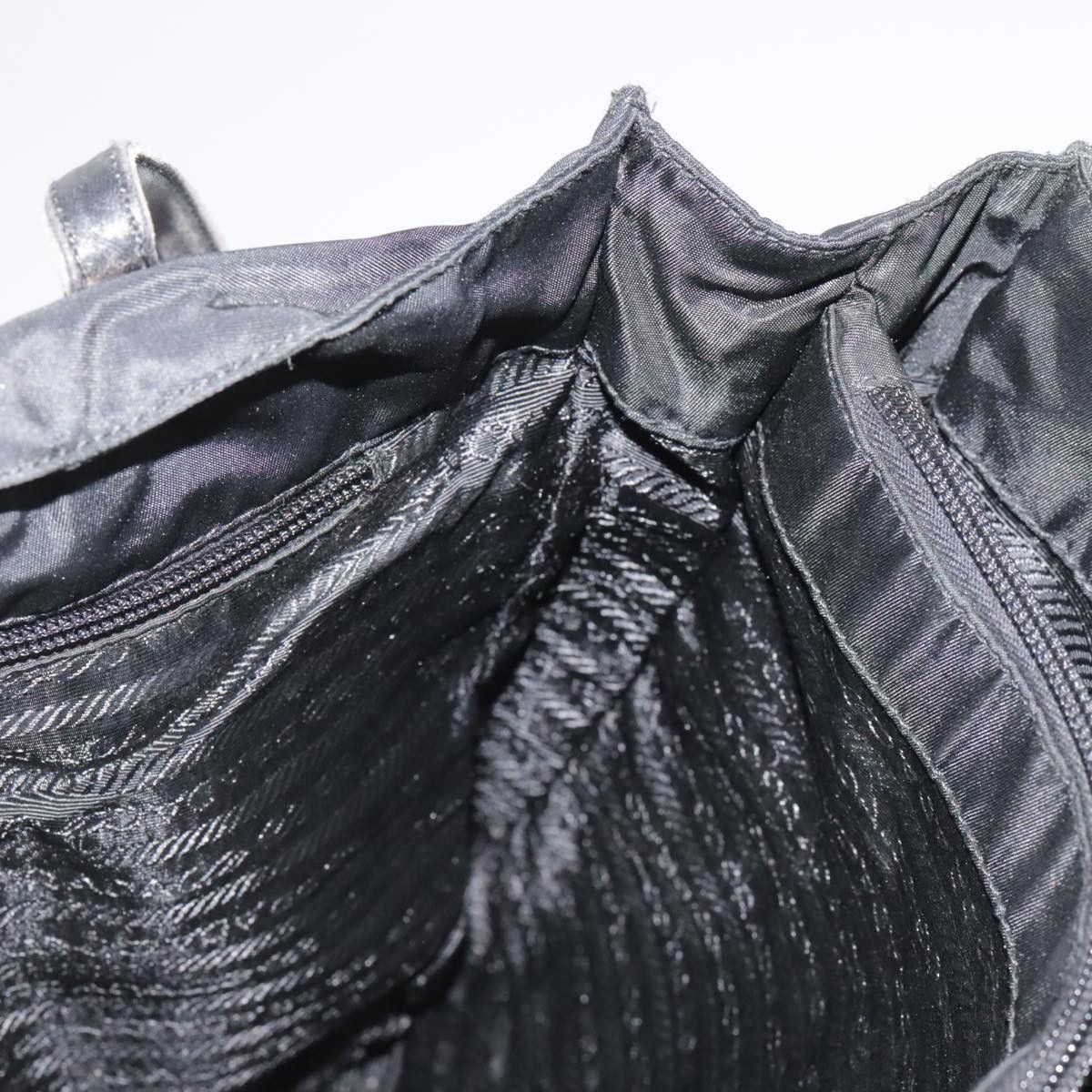 Prada Prada Tessuto shoulder Size ONE SIZE - 21 Thumbnail