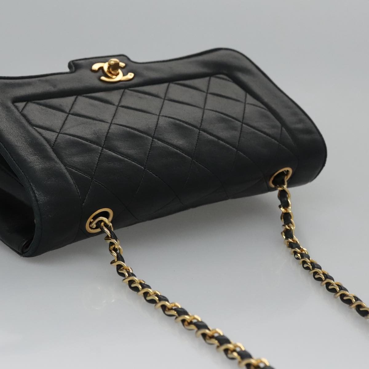 Chanel Chanel Diana shoulder Size ONE SIZE - 17 Thumbnail