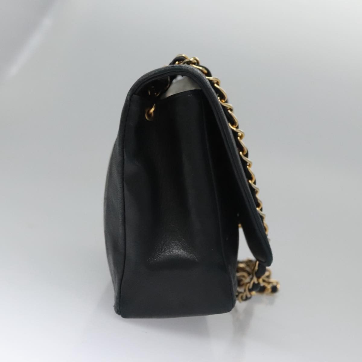 Chanel Chanel Diana shoulder Size ONE SIZE - 16 Thumbnail