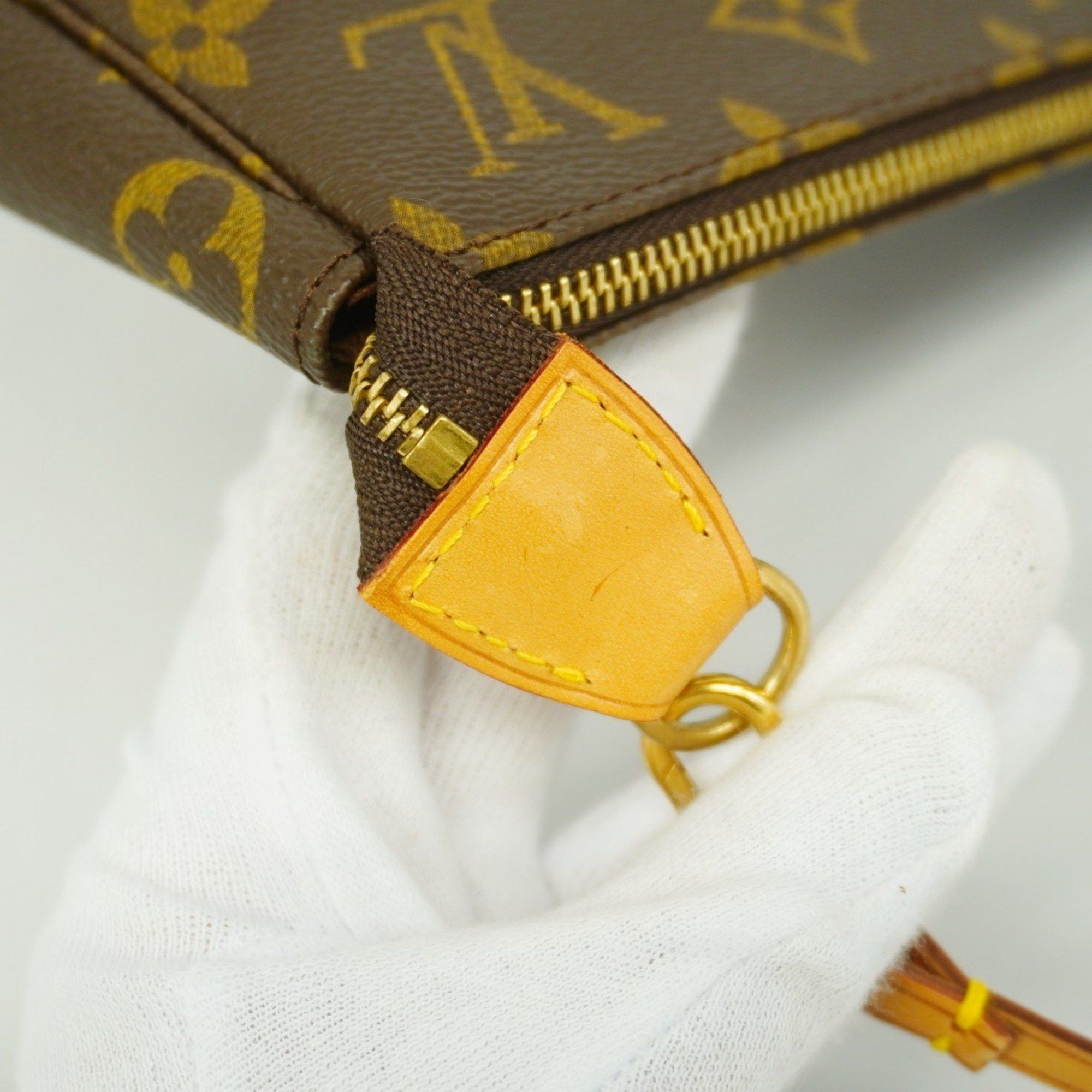 Louis Vuitton Louis Vuitton Pochette Accessoire clutch Size ONE SIZE - 9 Thumbnail