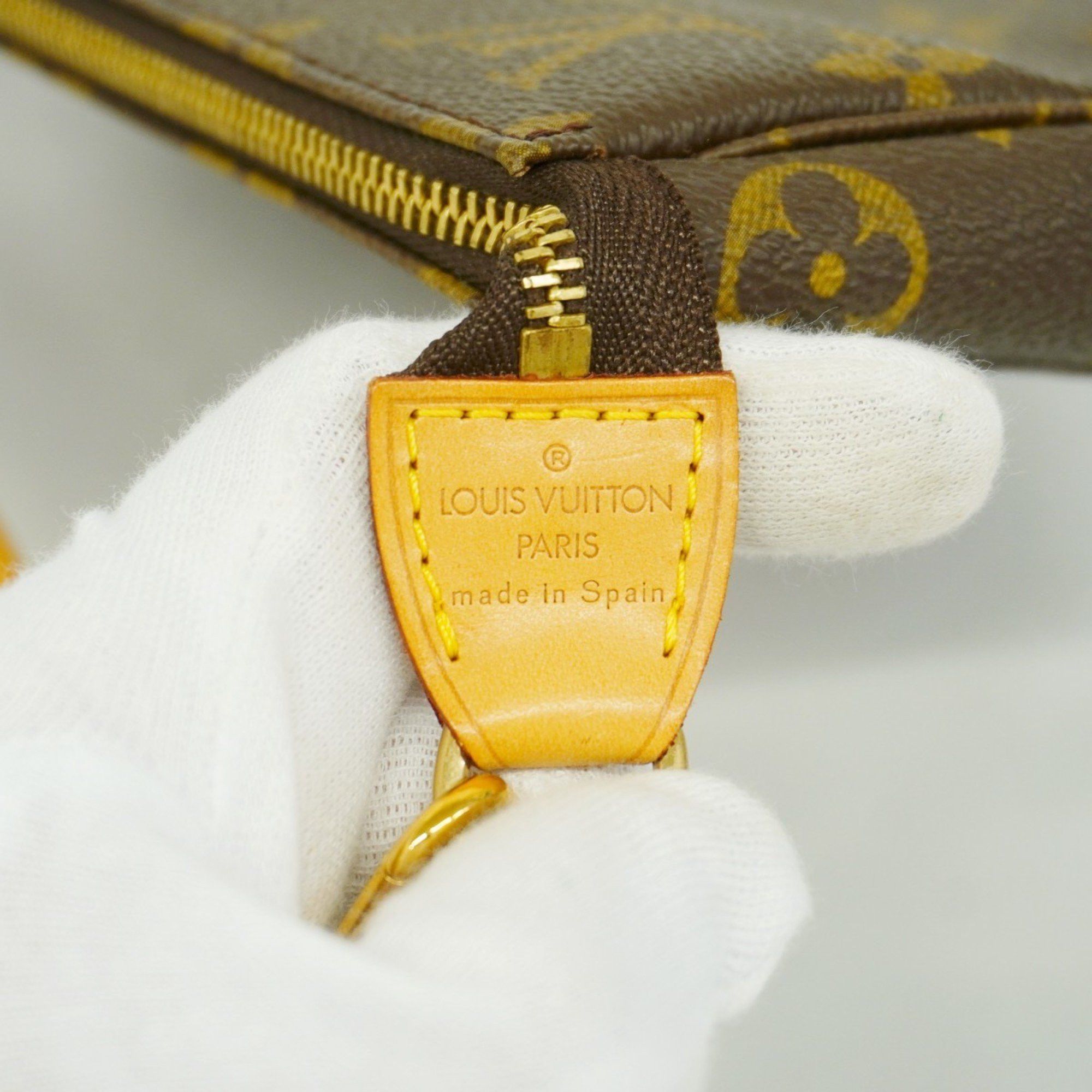 Louis Vuitton Louis Vuitton Pochette Accessoire clutch Size ONE SIZE - 11 Thumbnail