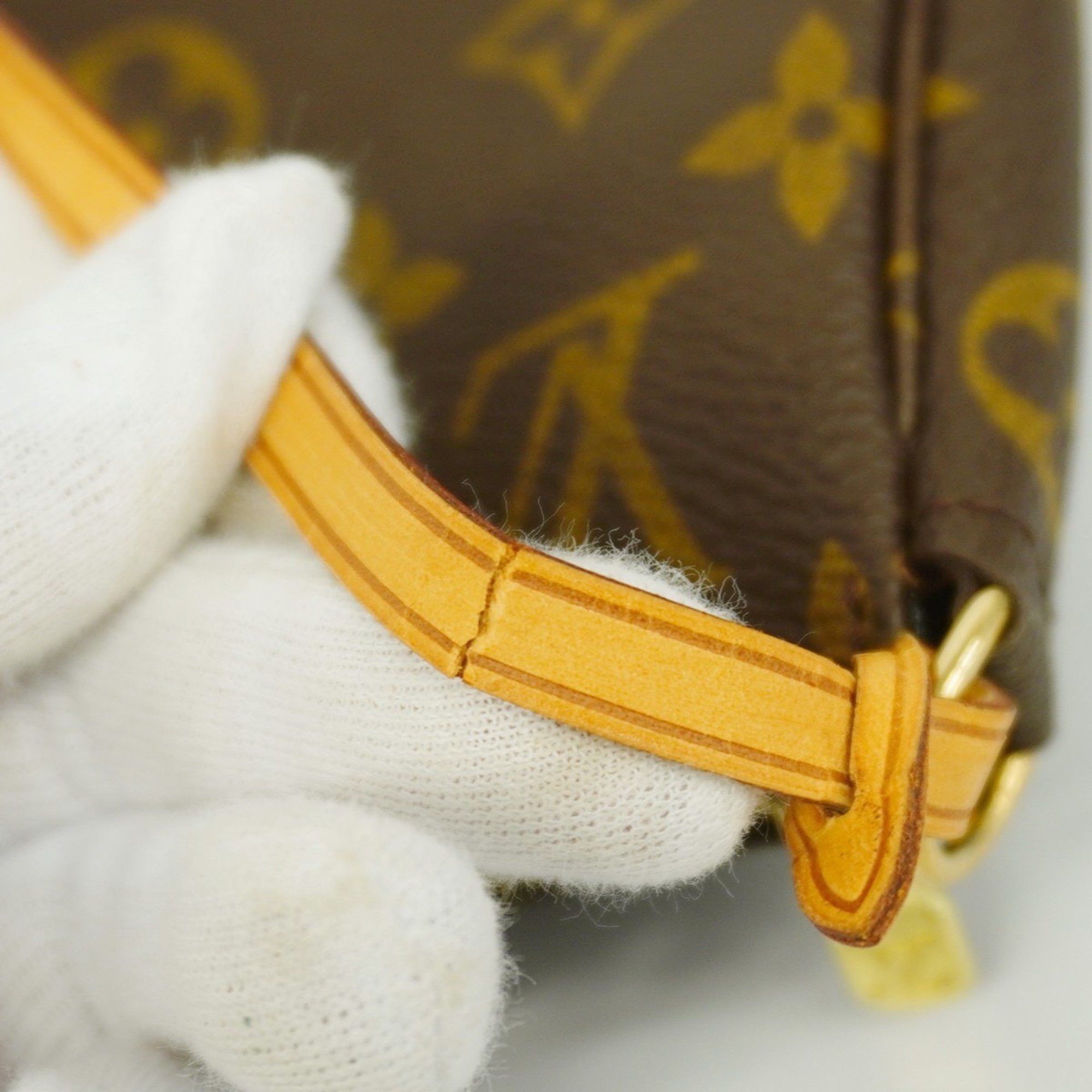 Louis Vuitton Louis Vuitton Pochette Accessoire clutch Size ONE SIZE - 5 Thumbnail