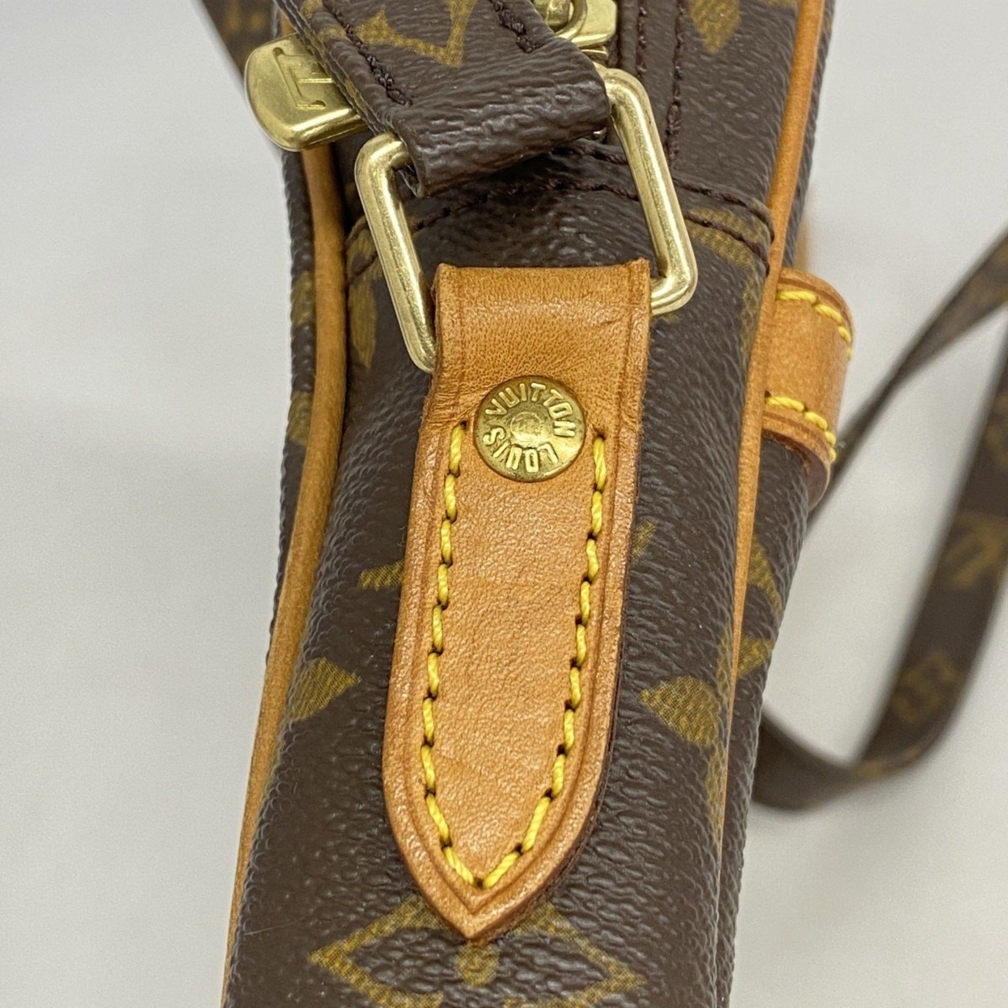 Louis Vuitton Louis Vuitton Danube shoulder Size ONE SIZE - 7 Thumbnail