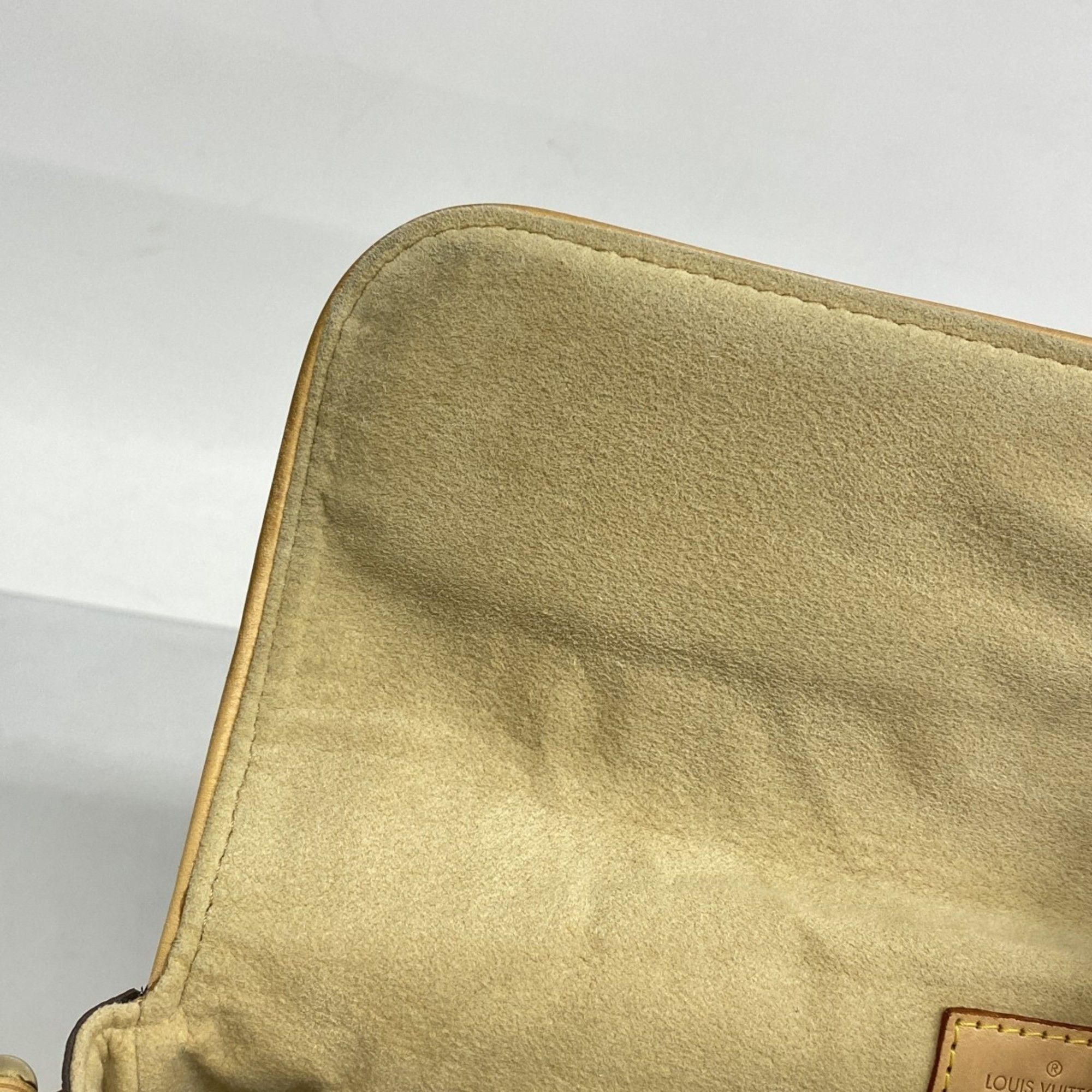 Louis Vuitton Louis Vuitton Hudson shoulder Size ONE SIZE - 12 Thumbnail