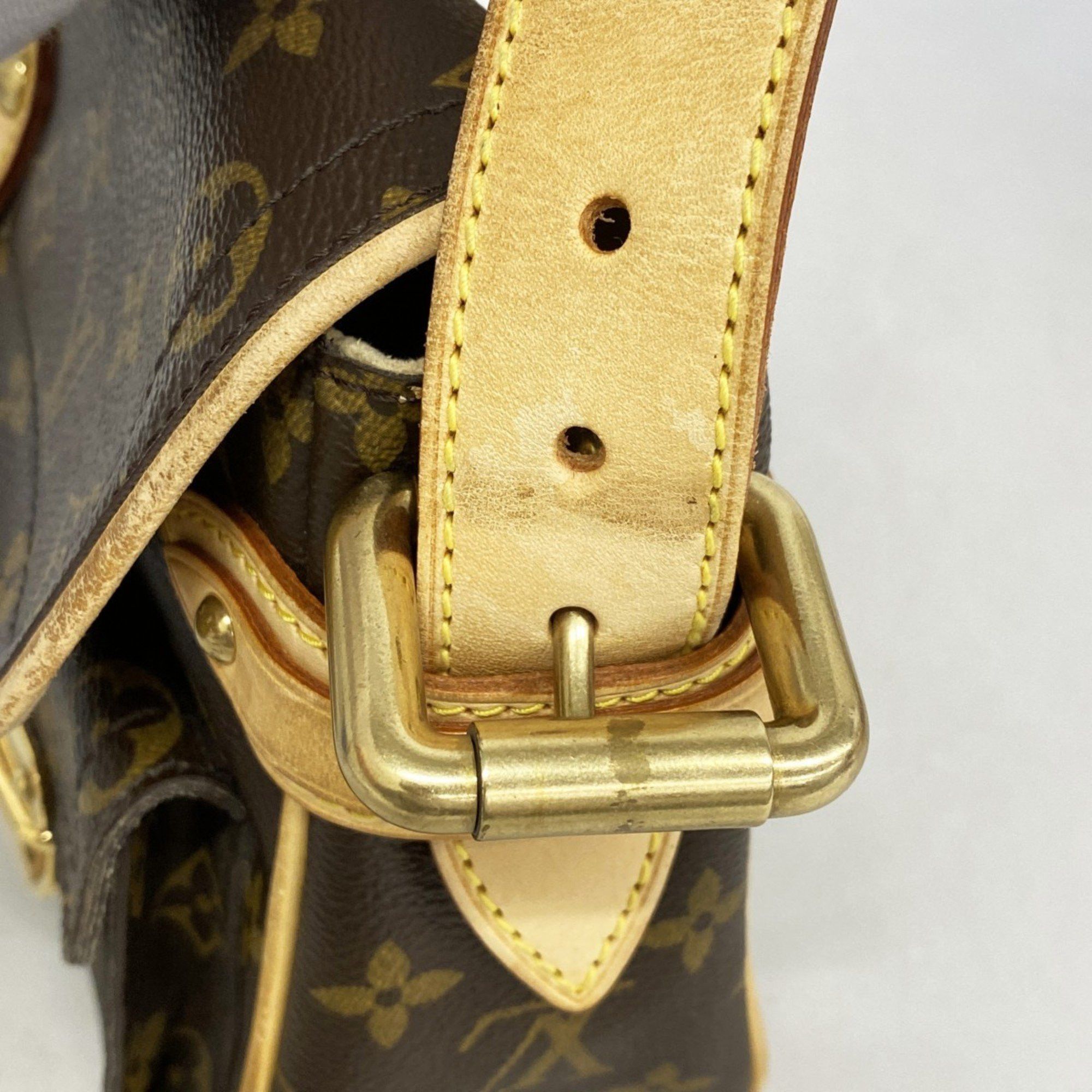 Louis Vuitton Louis Vuitton Hudson shoulder Size ONE SIZE - 7 Thumbnail