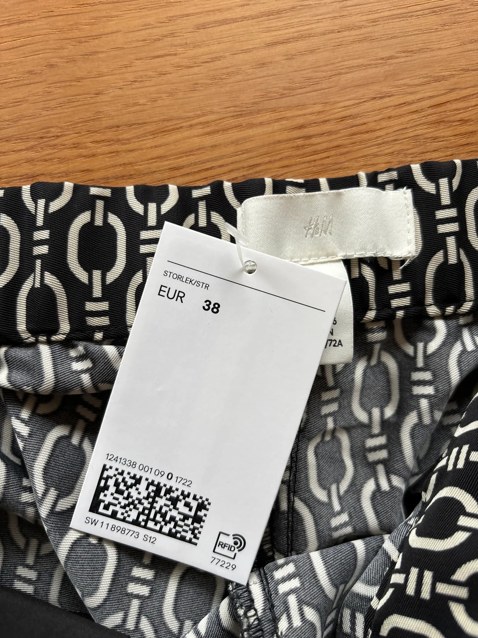 H&M H&M Pants Size 27" / US 4 / IT 40 - 3 Thumbnail