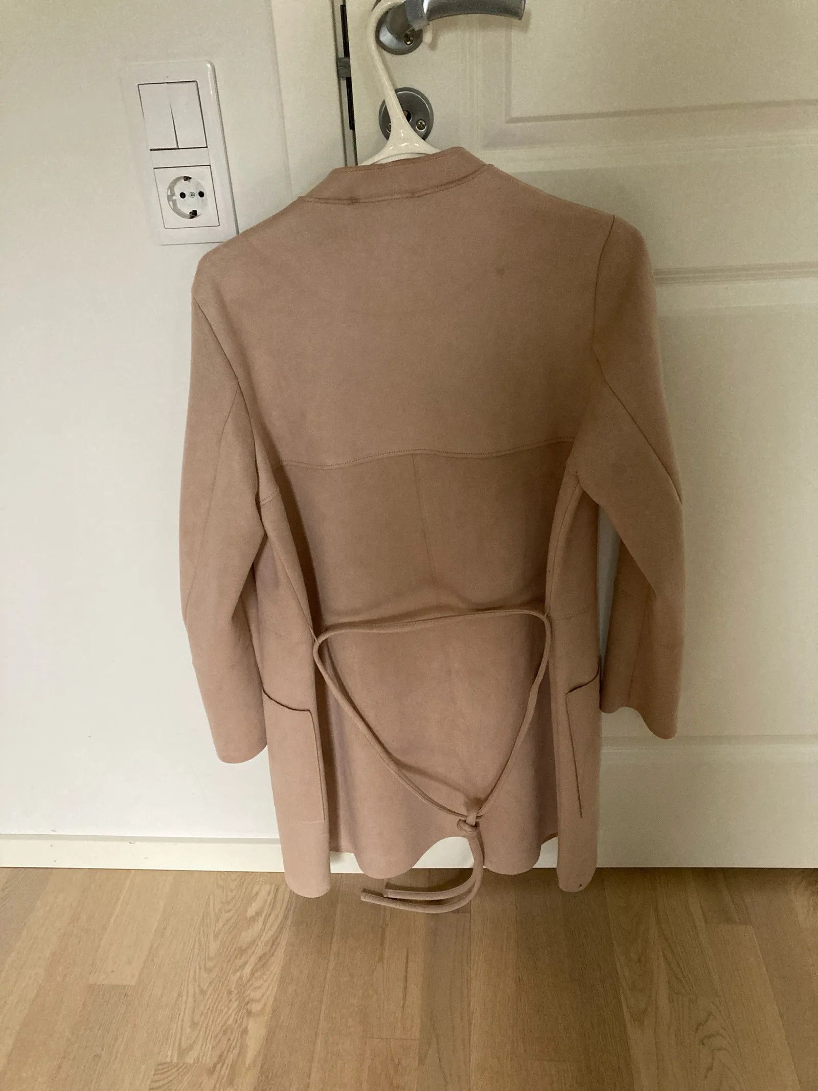 H&M H&M Coat Size M / US 6-8 / IT 42-44 - 4 Thumbnail