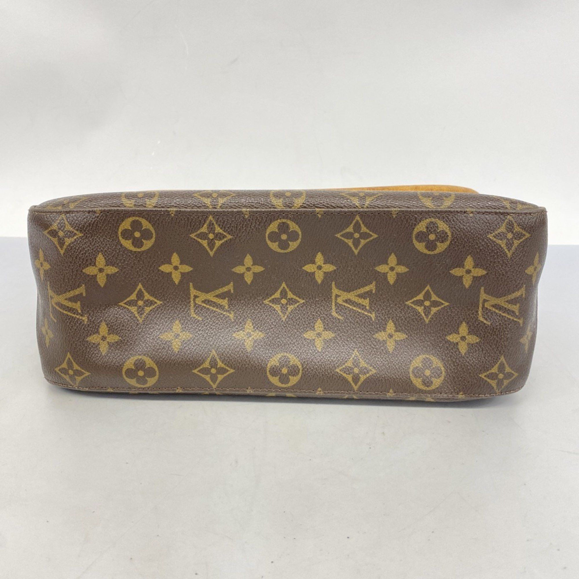 Louis Vuitton Louis Vuitton Looping GM shopper Size ONE SIZE - 4 Thumbnail