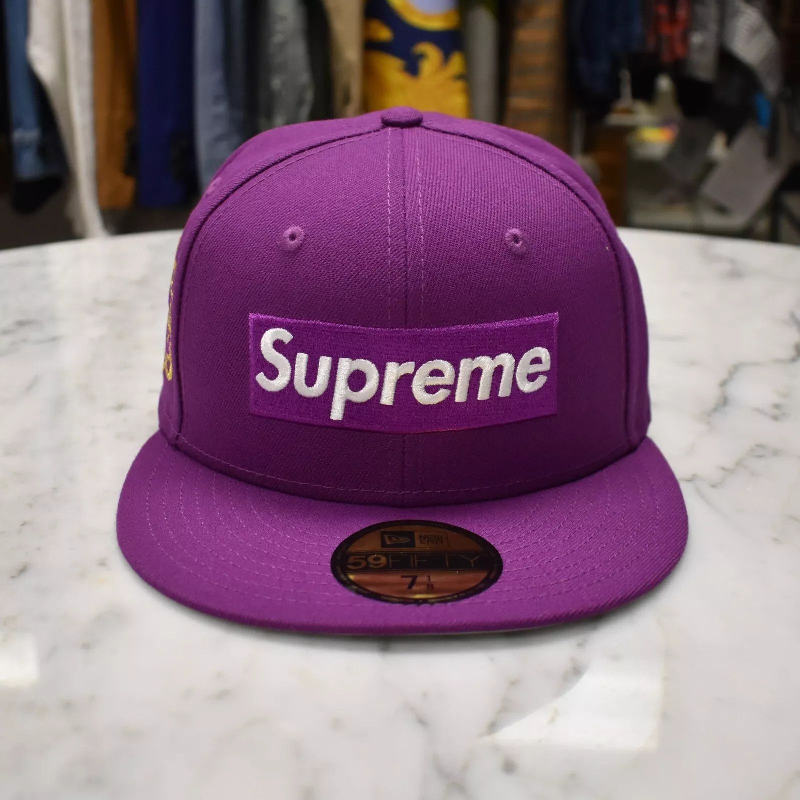 New Era × Supreme Supreme New Era Championship Box Logo Hat