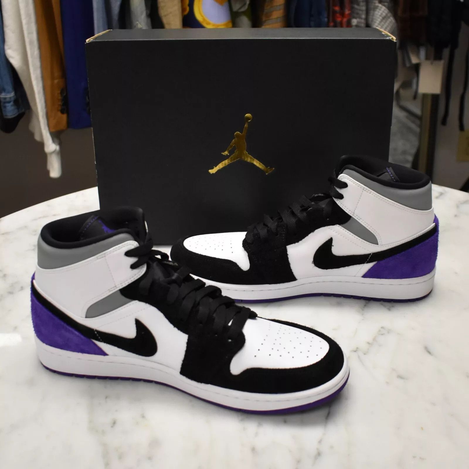 Jordan Brand × Nike Air Jordan 1 Mid SE Court Purple White Black Fuzzy Suede Size US 9.5 / EU 42-43 - 5 Thumbnail