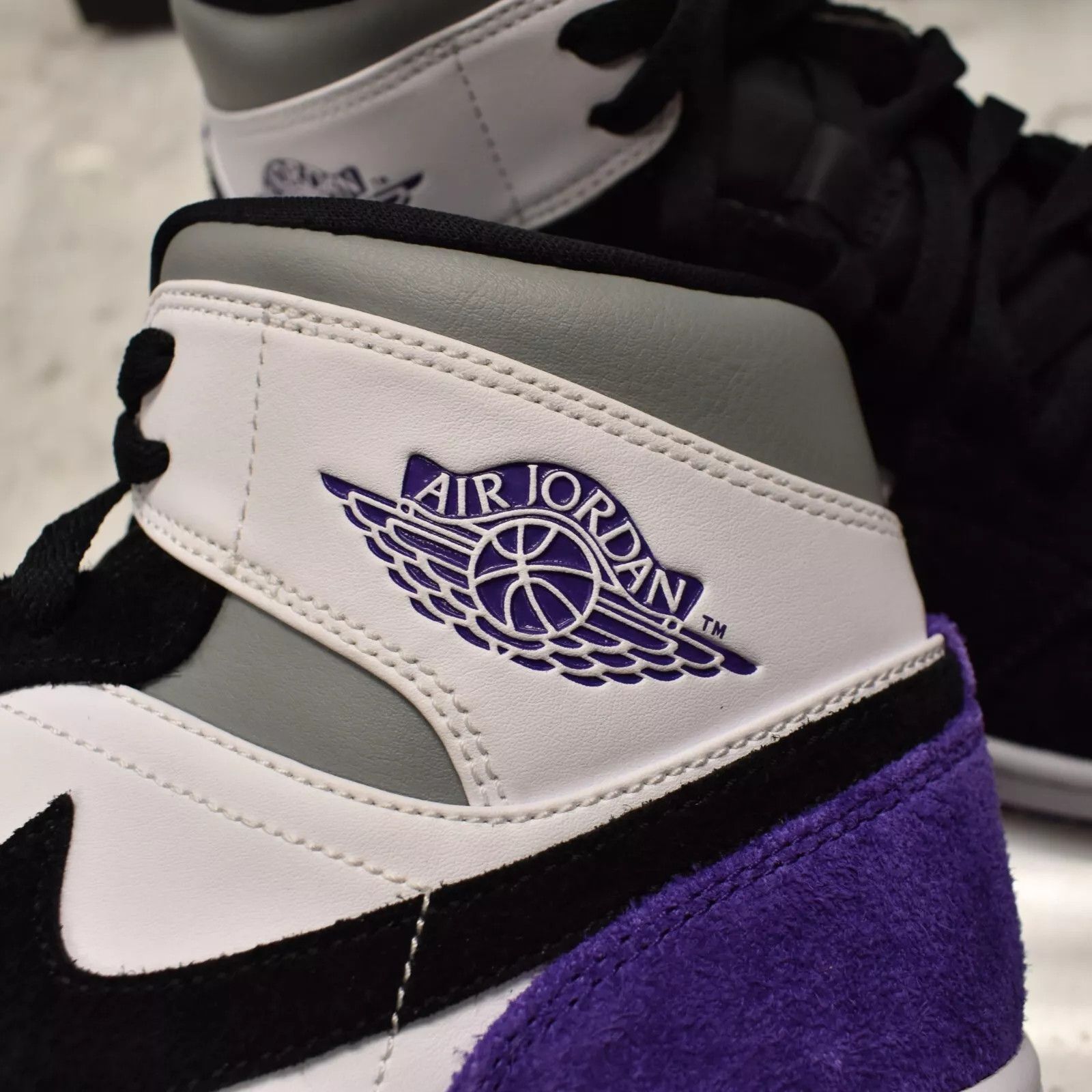 Jordan Brand × Nike Air Jordan 1 Mid SE Court Purple White Black Fuzzy Suede Size US 9.5 / EU 42-43 - 8 Thumbnail