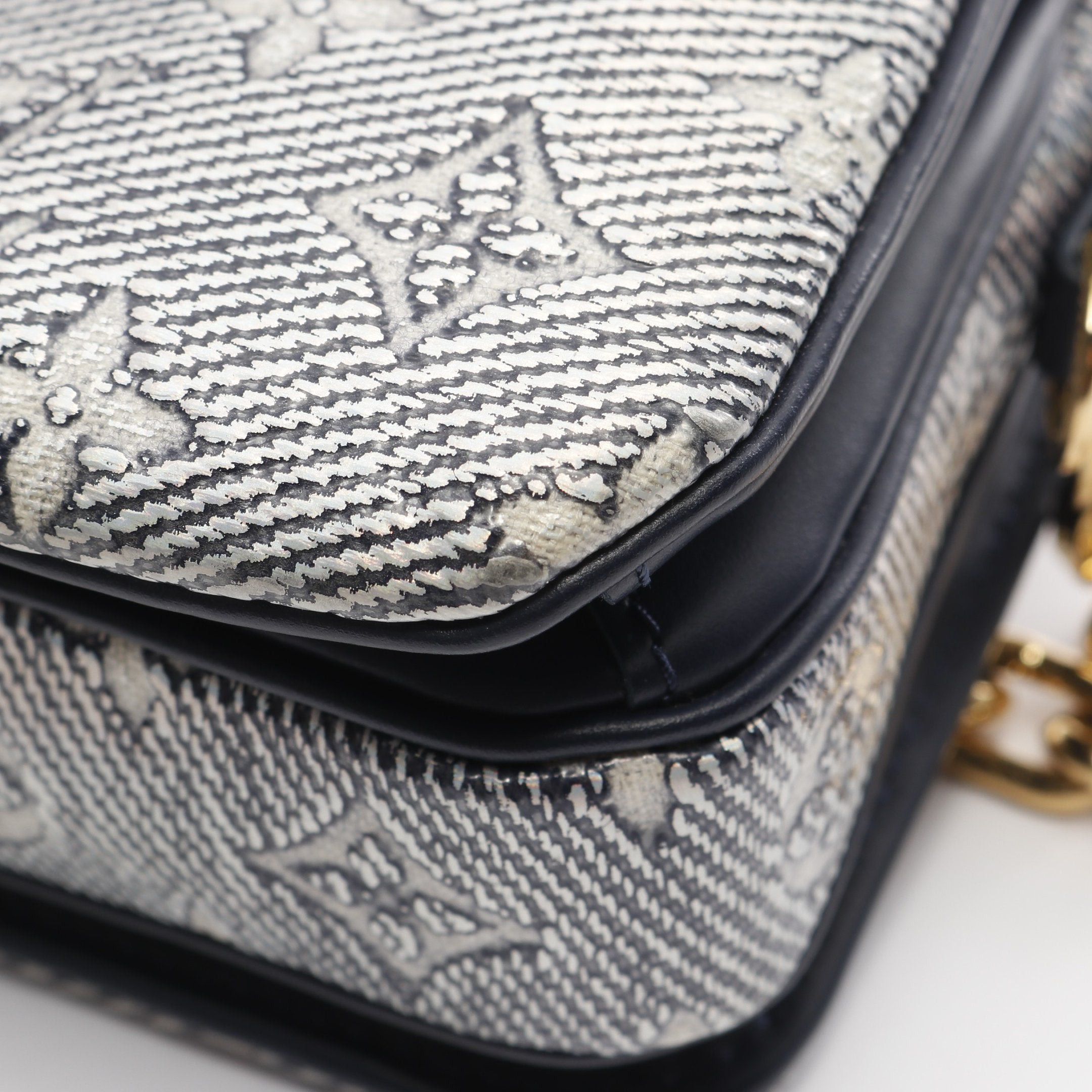 Louis Vuitton Louis Vuitton Pochette Metis Ew Handbag Coated Canvas Leather Navy Size ONE SIZE - 9 Thumbnail