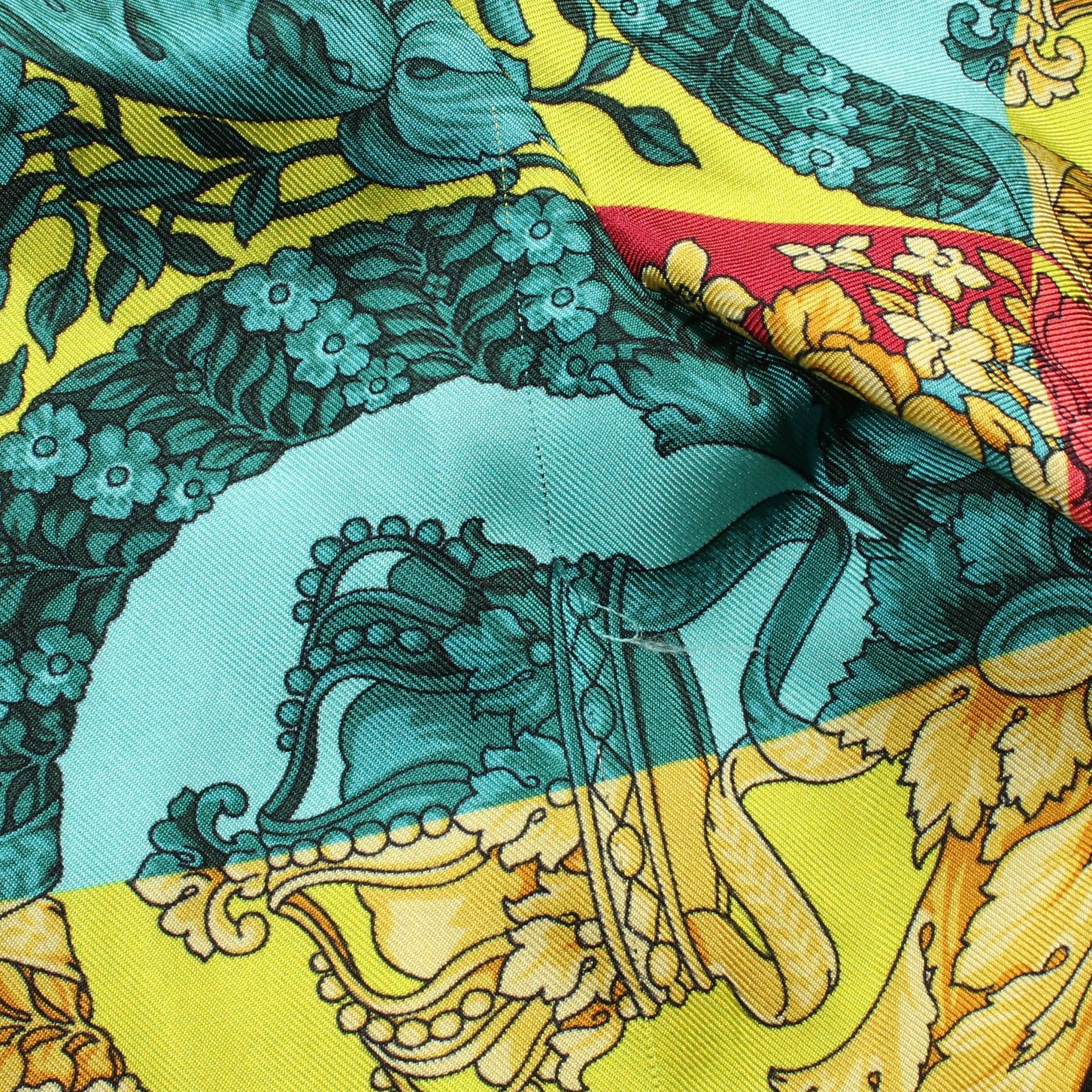 Versace Versace Medusa Blouse Shirt Floral Pattern Silk Multicolor Size ONE SIZE - 7 Thumbnail