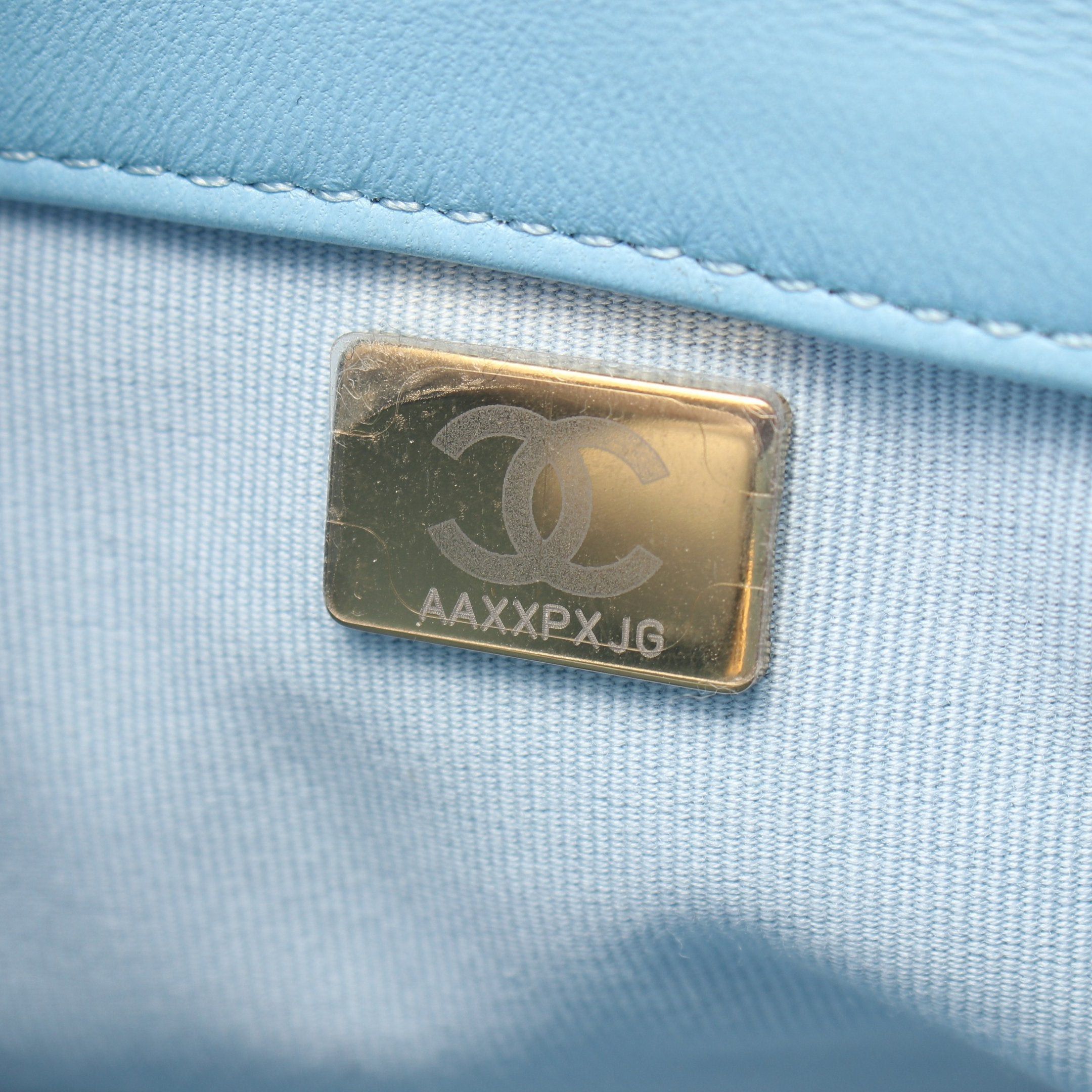 Chanel Chanel Matelasse Chain Handbag Leather Light Blue Gold Hardware Size ONE SIZE - 5 Thumbnail