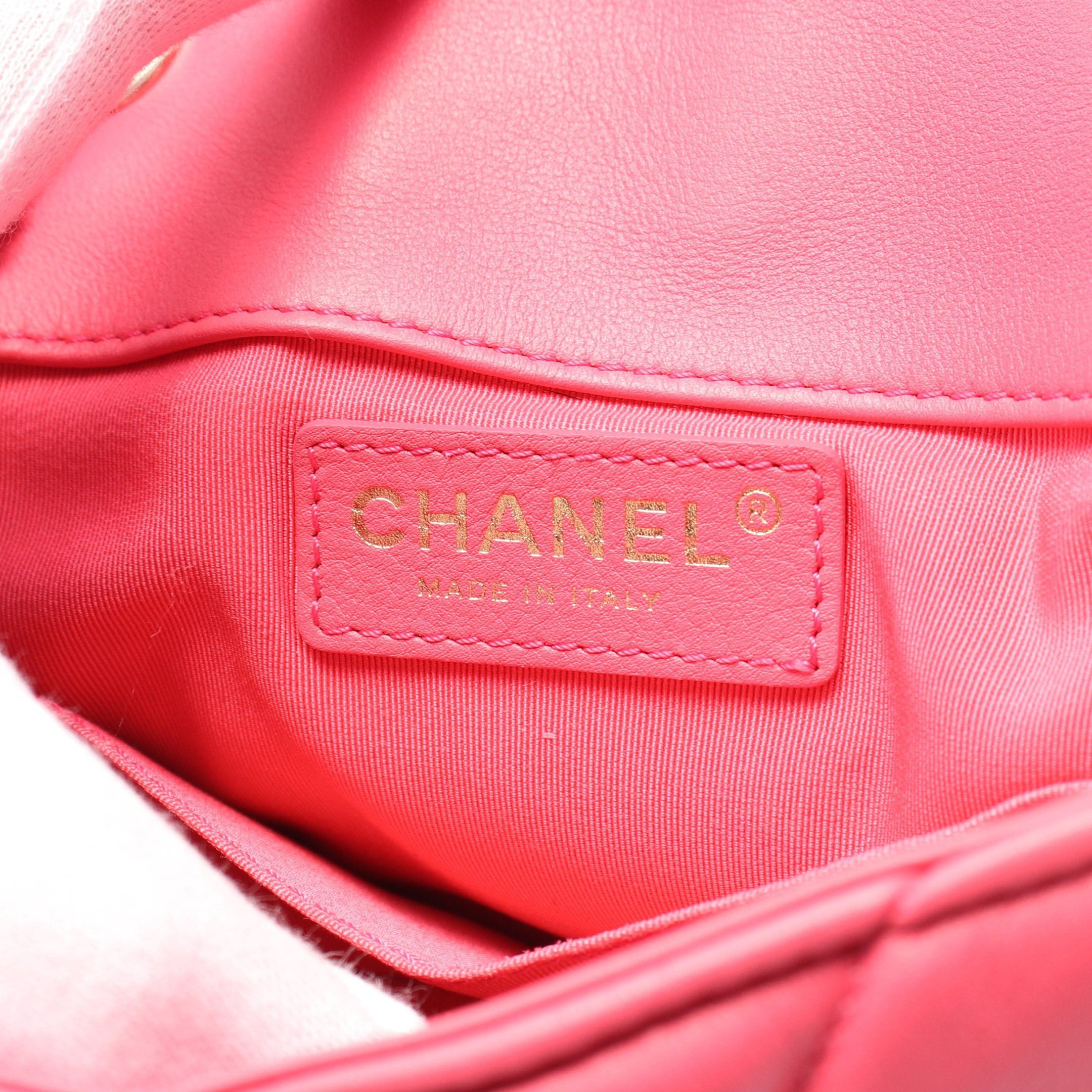 Chanel Chanel Matelasse Chain Shoulder Bag Leather Pink Gold Hardware Size ONE SIZE - 4 Thumbnail