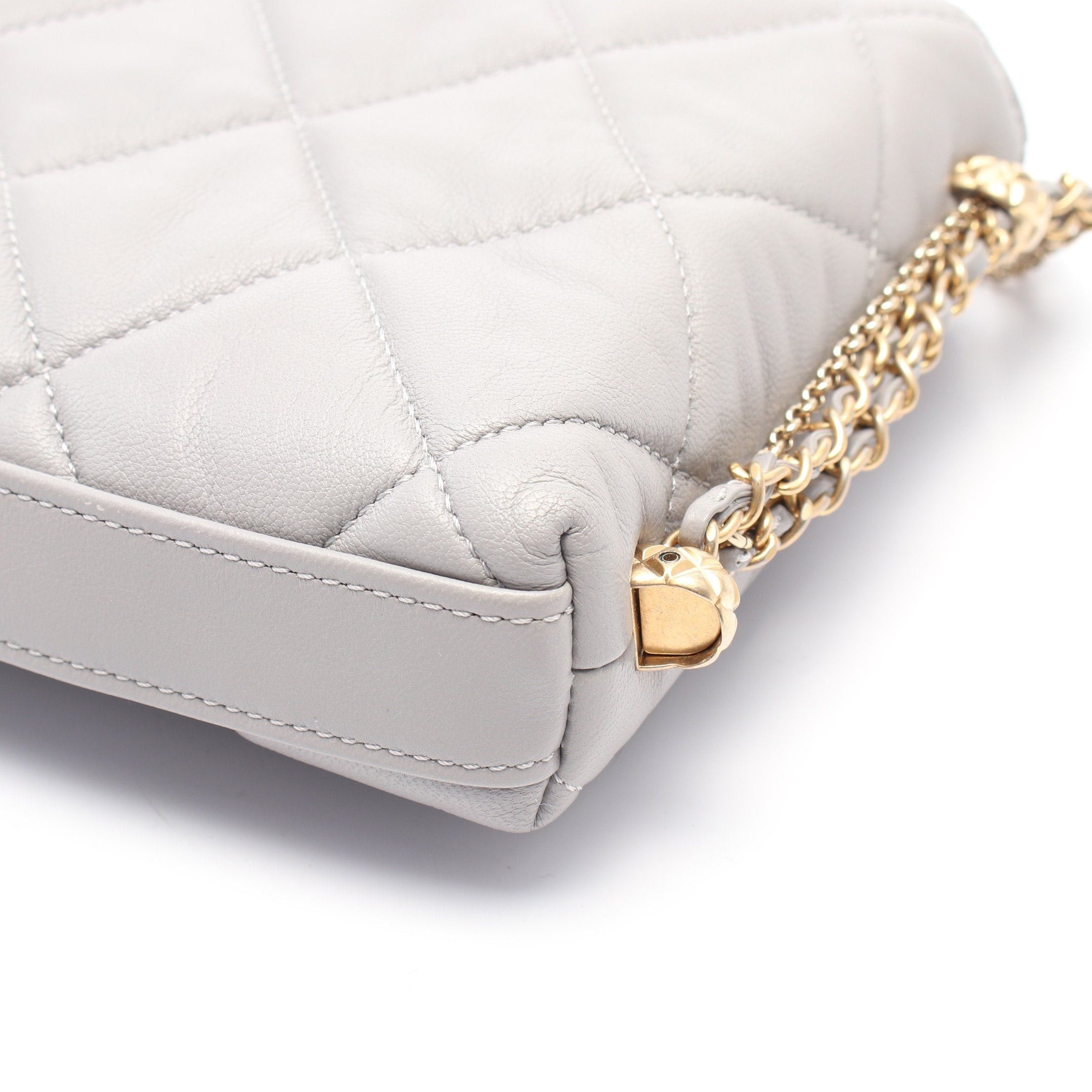 Chanel Chanel Matelasse Chain Shoulder Bag Leather Gray Gold Hardware Size ONE SIZE - 6 Thumbnail