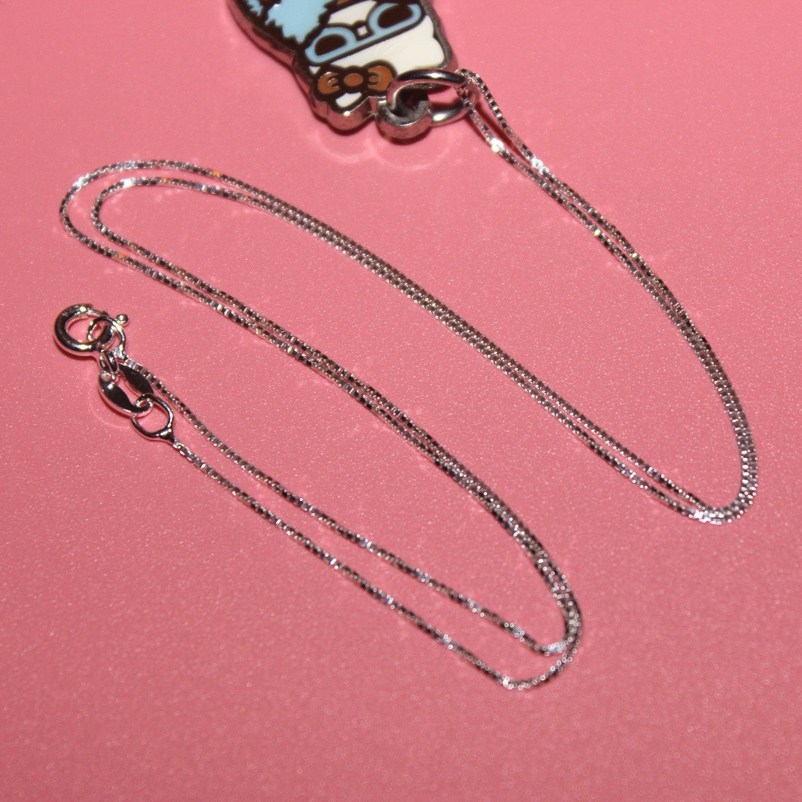 Gucci hello kitty necklace outlet