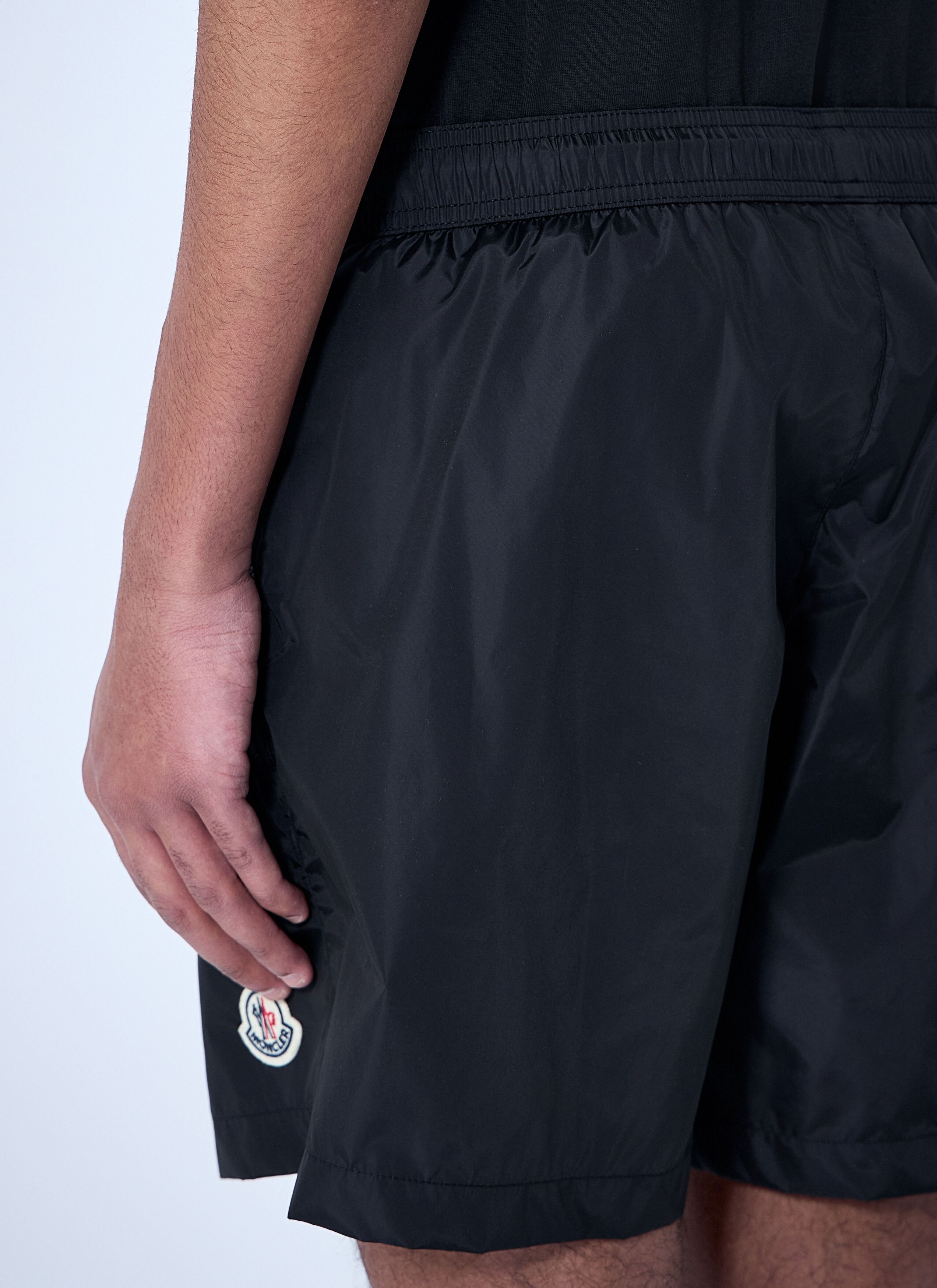 Moncler Logo Motif Shorts Size US XXL / EU 58 / 5 - 6 Thumbnail
