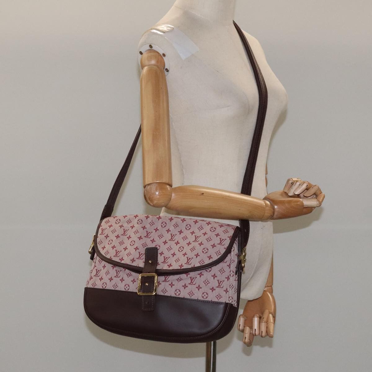 Louis Vuitton Marjorie Red Canvas Shoulder Bag (Pre-Owned) Size ONE SIZE - 12 Thumbnail