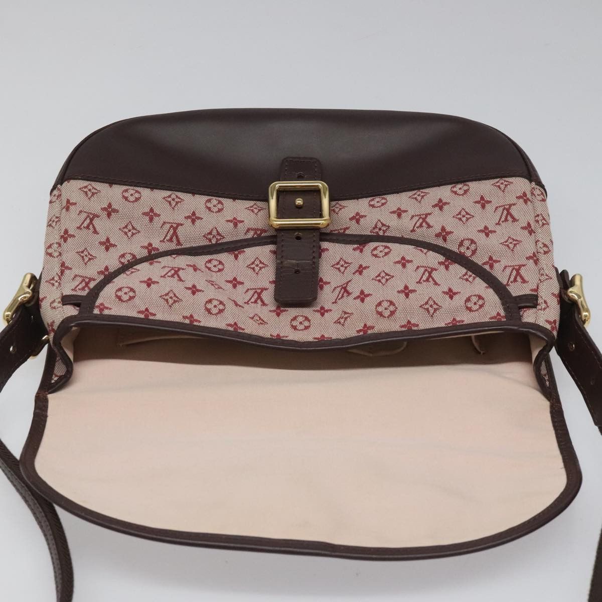 Louis Vuitton Marjorie Red Canvas Shoulder Bag (Pre-Owned) Size ONE SIZE - 14 Thumbnail