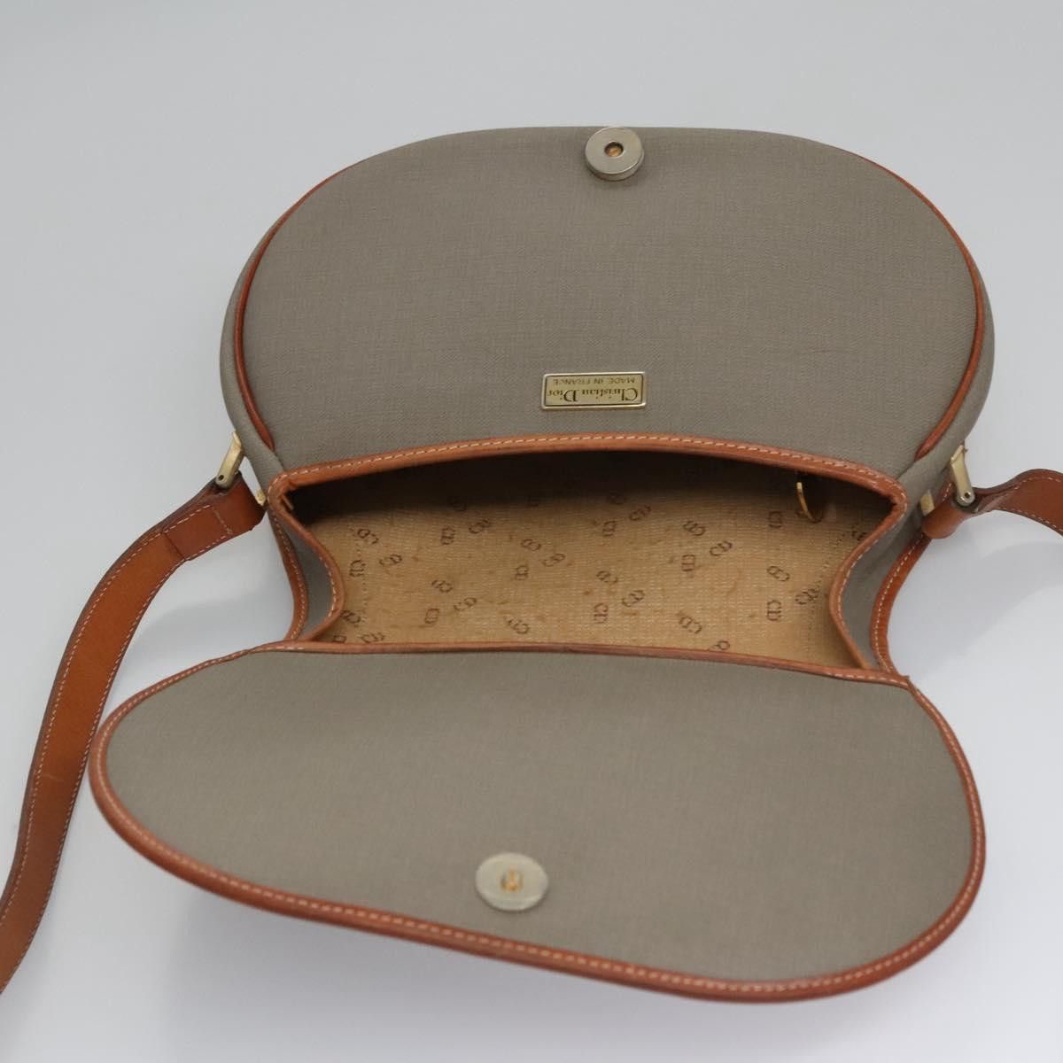 Dior Grey Canvas Shoulder Bag (Pre-Owned) Size ONE SIZE - 8 Thumbnail