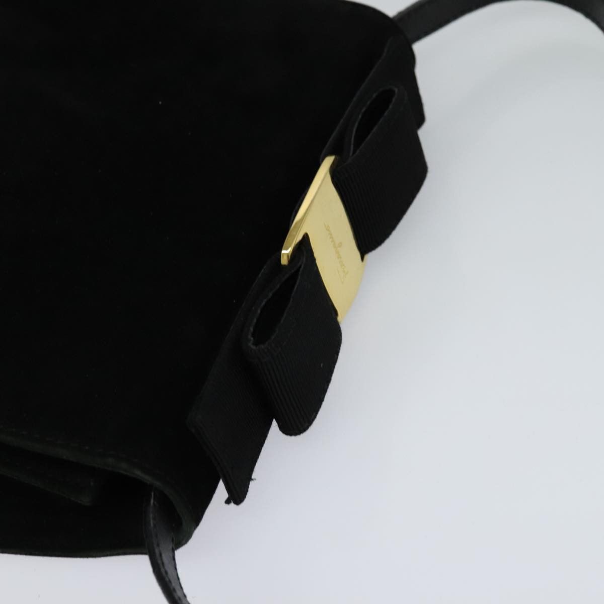Salvatore Ferragamo Vara Black Suede Shoulder Bag (Pre-Owned) Size ONE SIZE - 14 Thumbnail