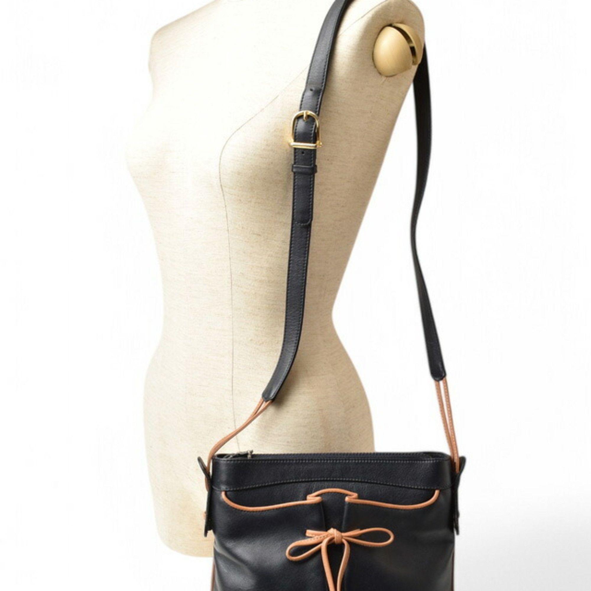 Celine CELINE ALL SOFT Shoulder Bag Dark Navy Size ONE SIZE - 4 Thumbnail