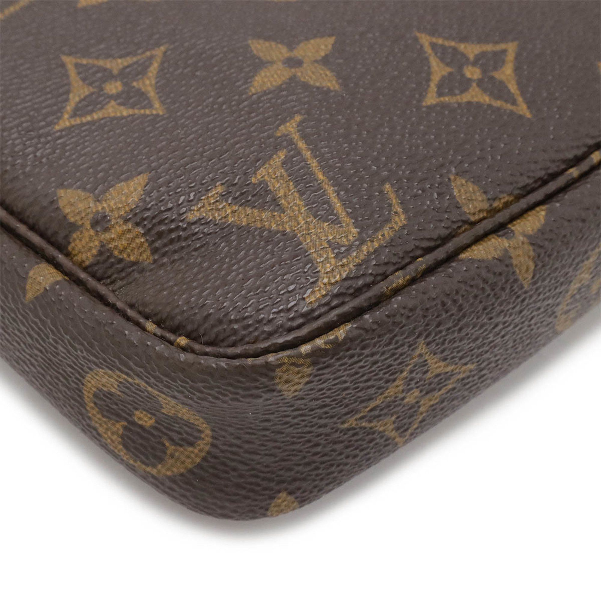 Louis Vuitton Louis Vuitton Pochette Accessoire clutch Size ONE SIZE - 4 Thumbnail