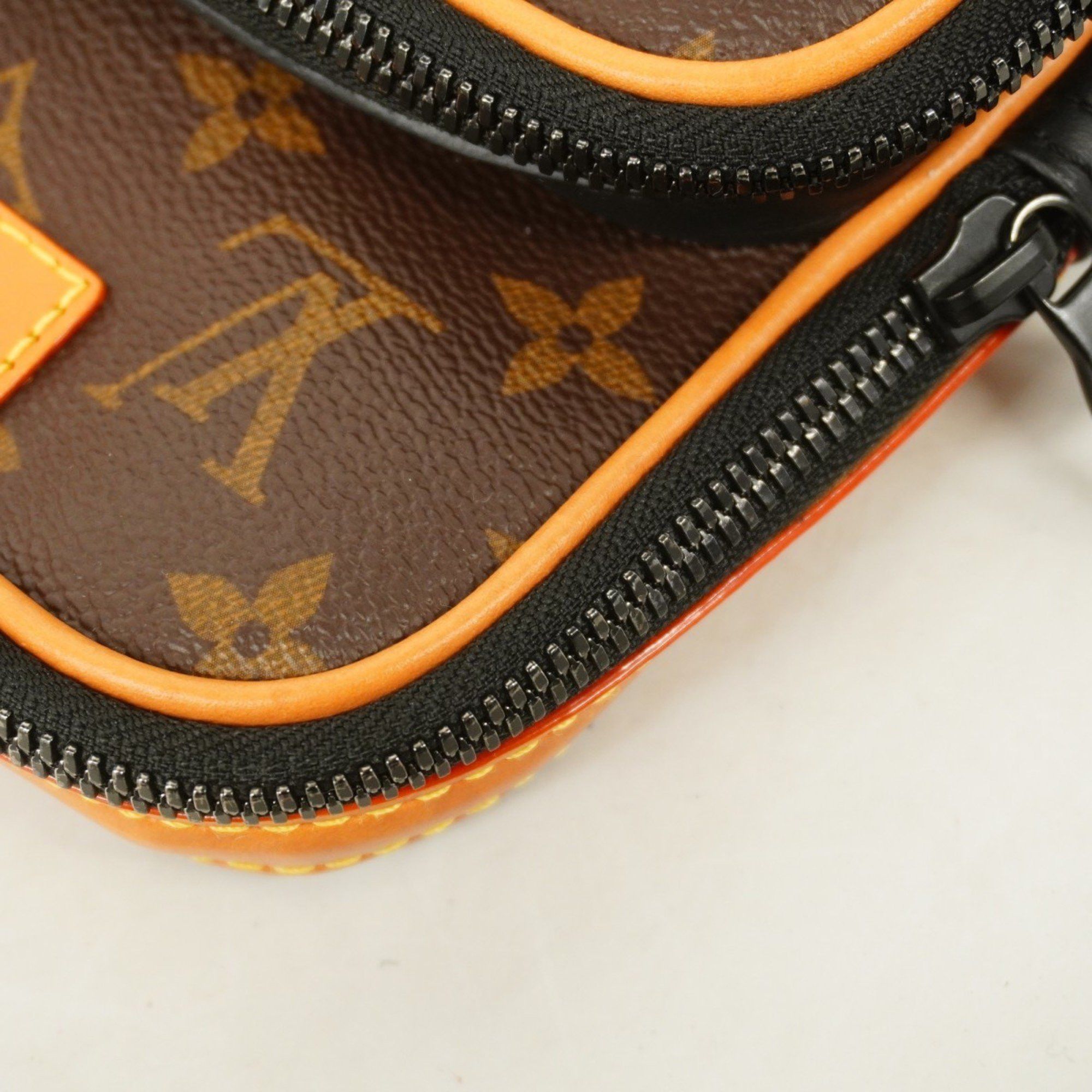 Louis Vuitton Louis Vuitton Amazon shoulder Size ONE SIZE - 10 Thumbnail