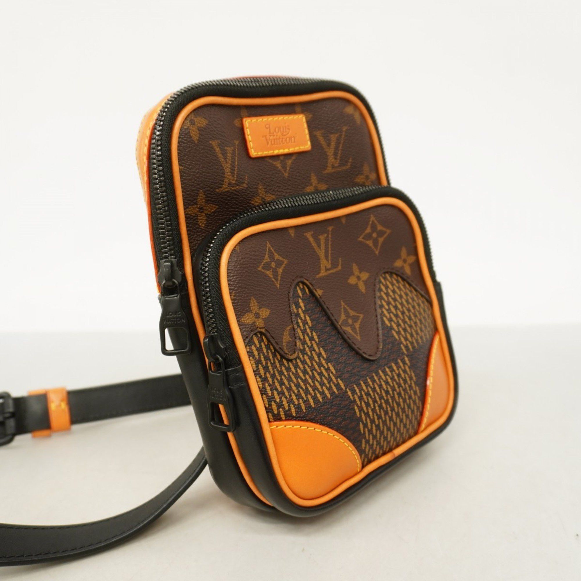 Louis Vuitton Louis Vuitton Amazon shoulder Size ONE SIZE - 3 Thumbnail