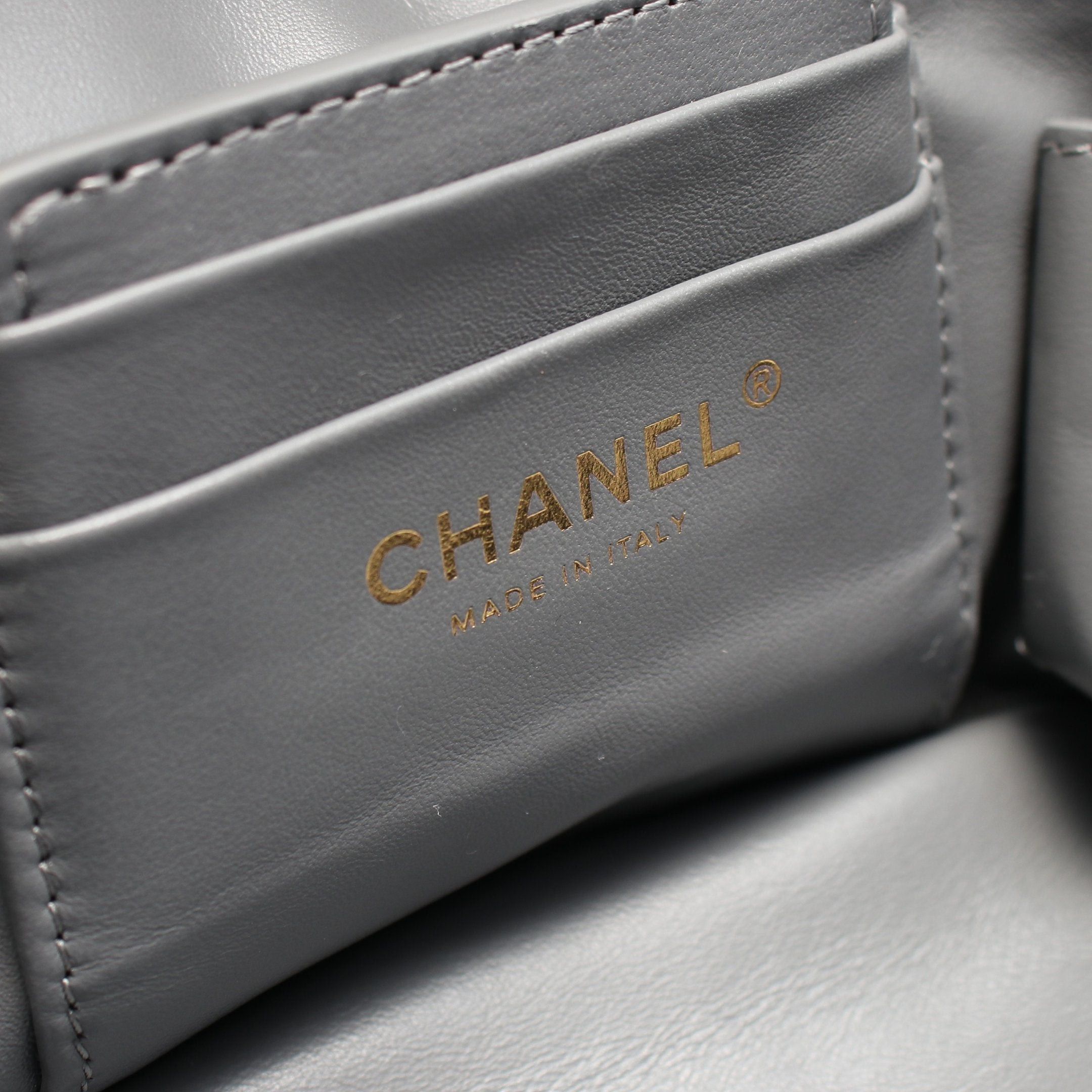 Chanel Chanel Matelasse Vanity Chain Shoulder Bag Fur Gray Gold Hardware Size ONE SIZE - 4 Thumbnail