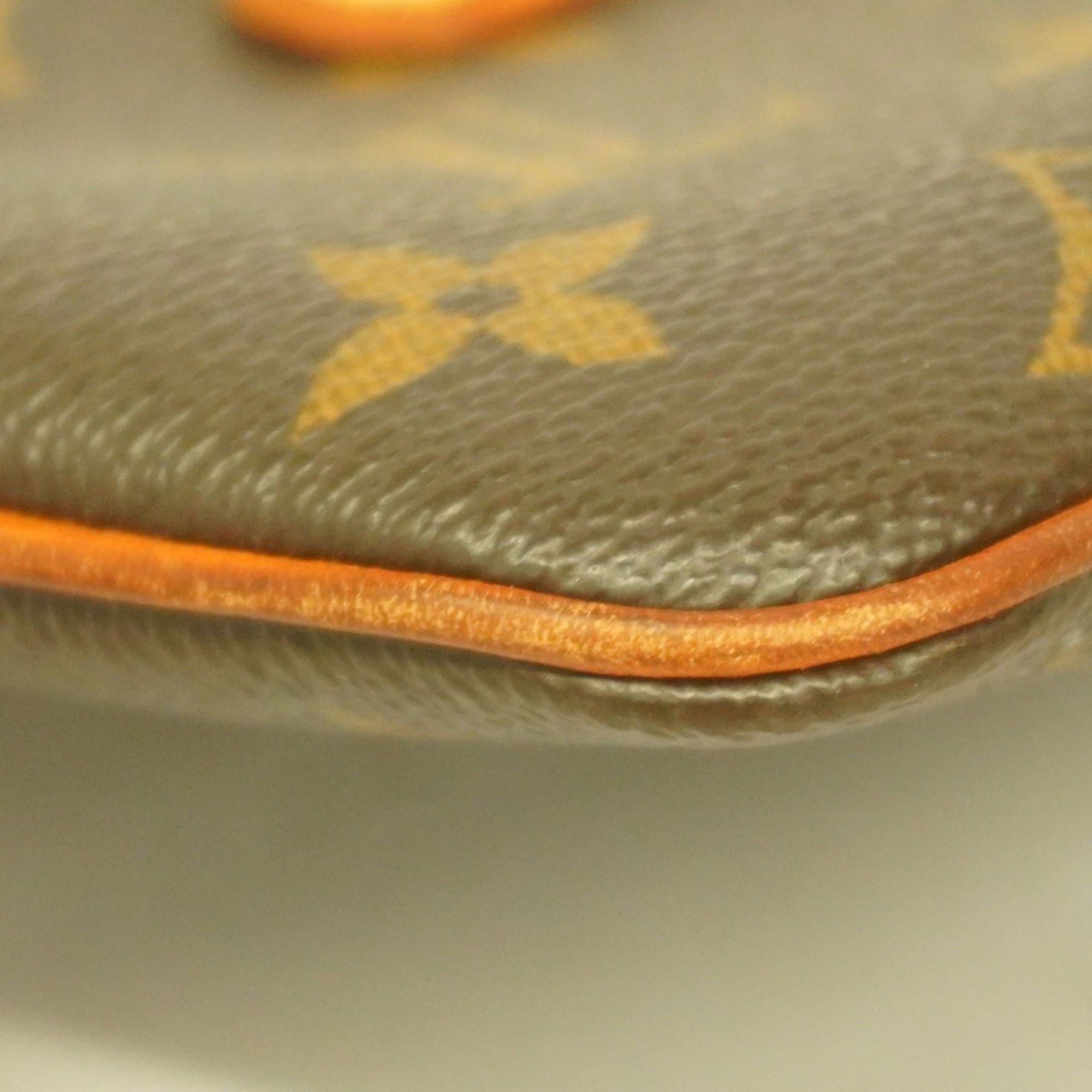 Louis Vuitton Louis Vuitton Mira clutch Size ONE SIZE - 4 Thumbnail