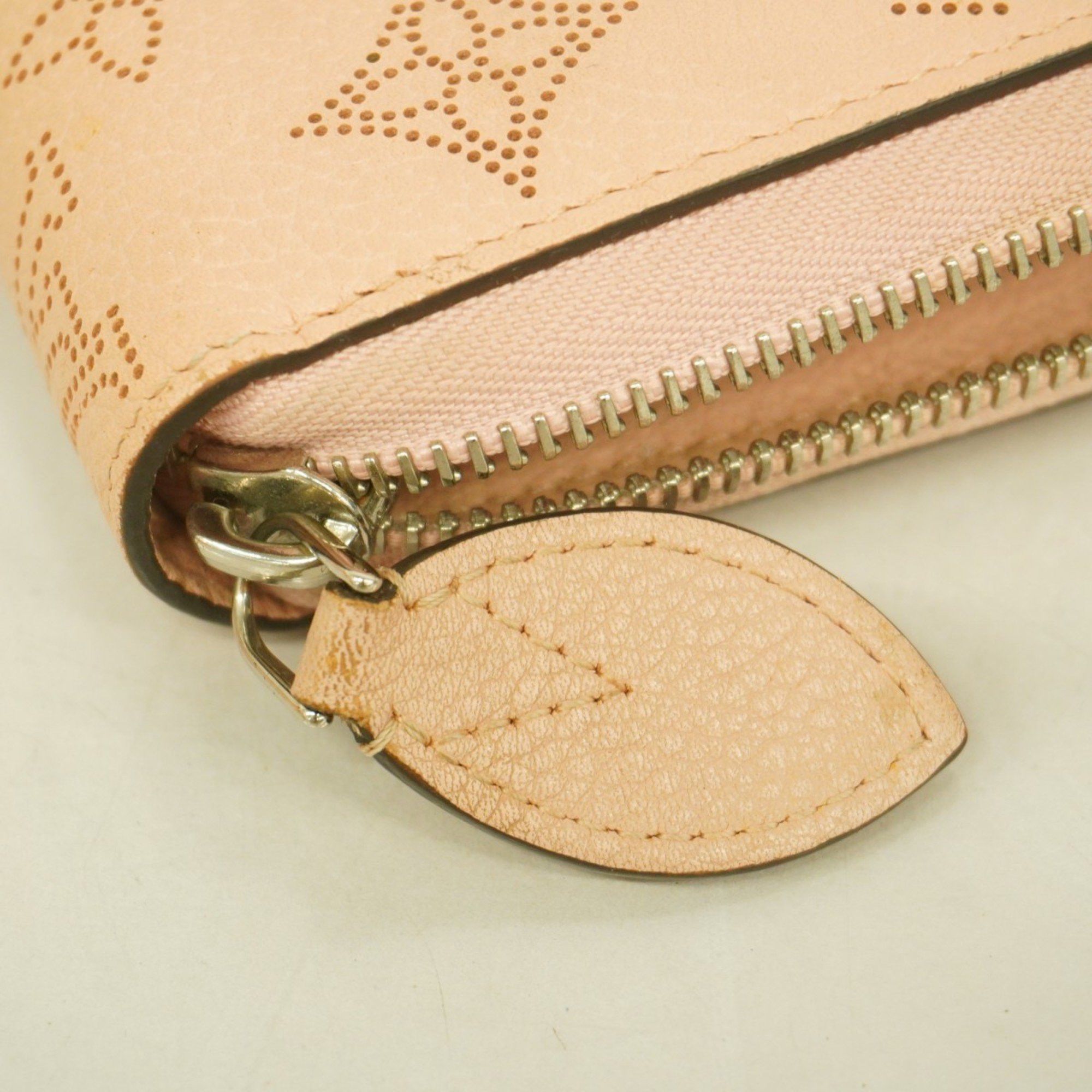 Louis Vuitton Louis Vuitton Mahina wallet Size ONE SIZE - 5 Thumbnail