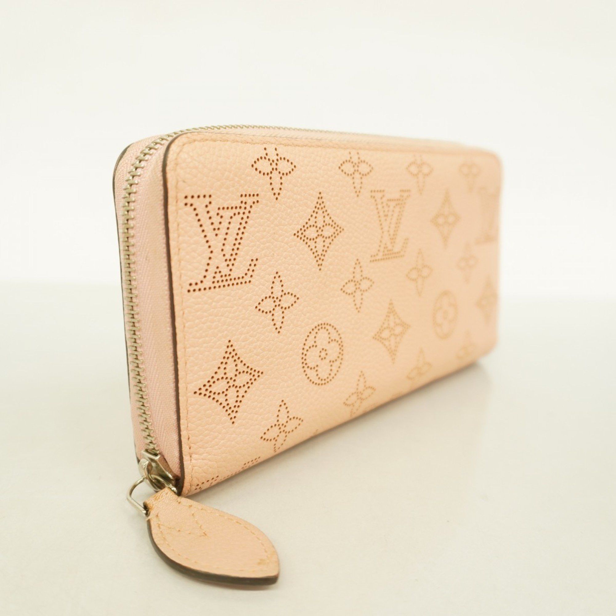 Louis Vuitton Louis Vuitton Mahina wallet Size ONE SIZE - 3 Thumbnail