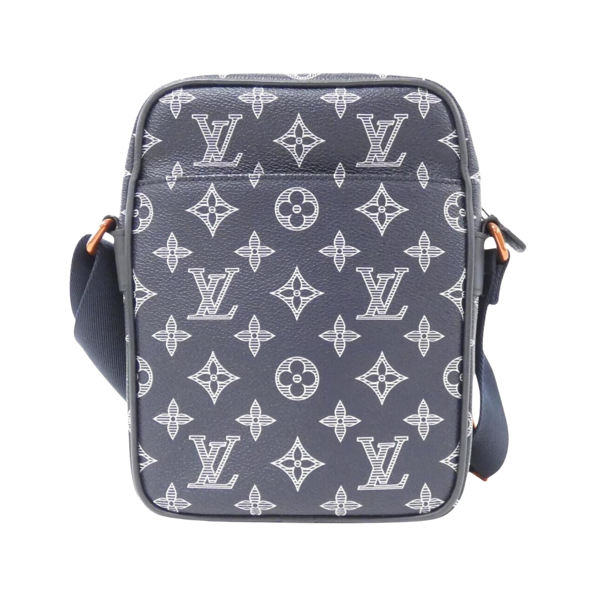 Louis Vuitton Louis Vuitton Danube shoulder Size ONE SIZE - 2 Thumbnail