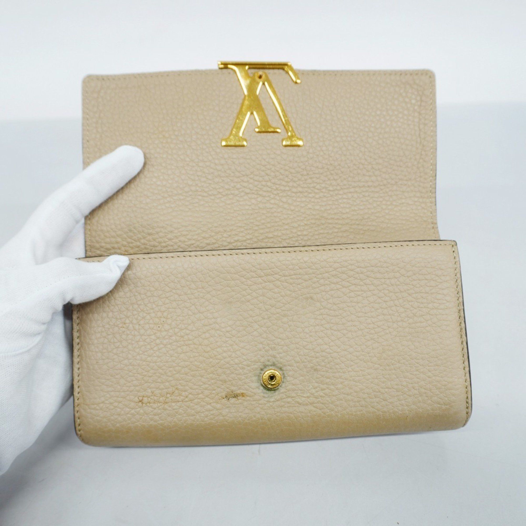Louis Vuitton Louis Vuitton Capucines wallet Size ONE SIZE - 10 Thumbnail