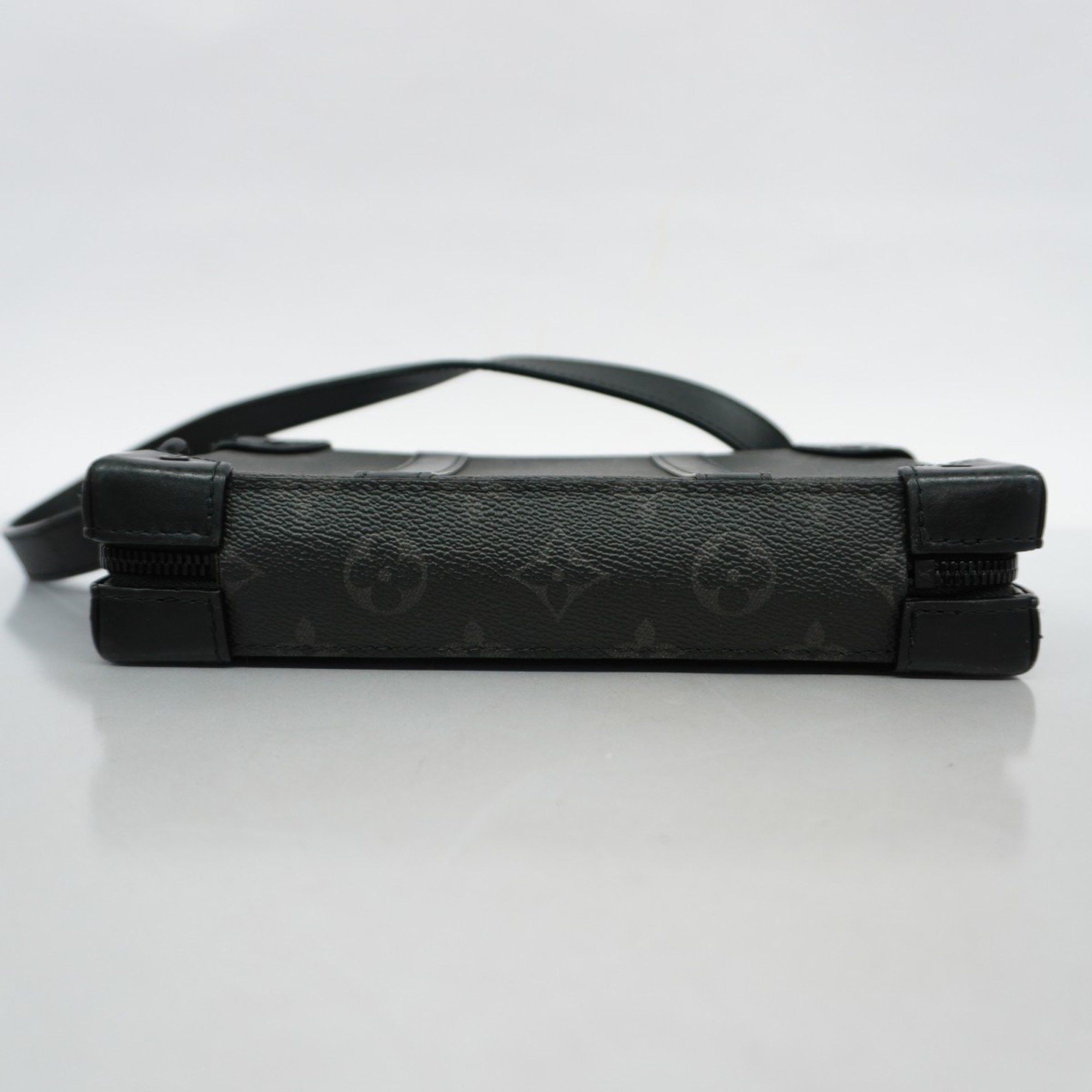Louis Vuitton Louis Vuitton Soft Trunk shoulder Size ONE SIZE - 5 Thumbnail