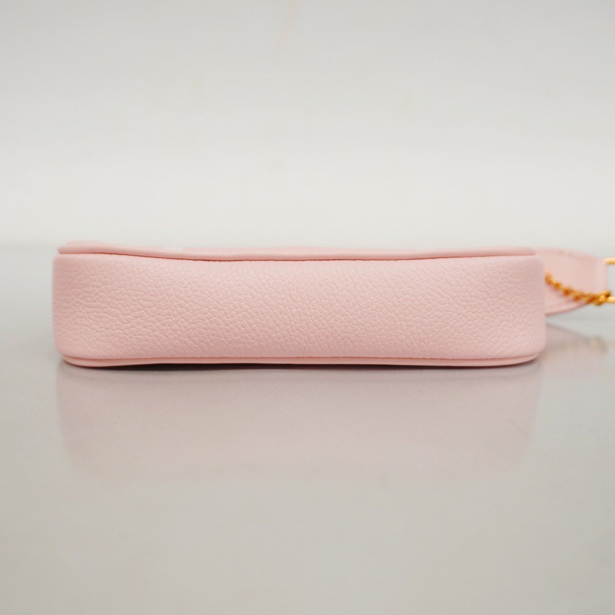 Louis Vuitton Louis Vuitton Mini Pochette Accessoires clutch Size ONE SIZE - 4 Thumbnail