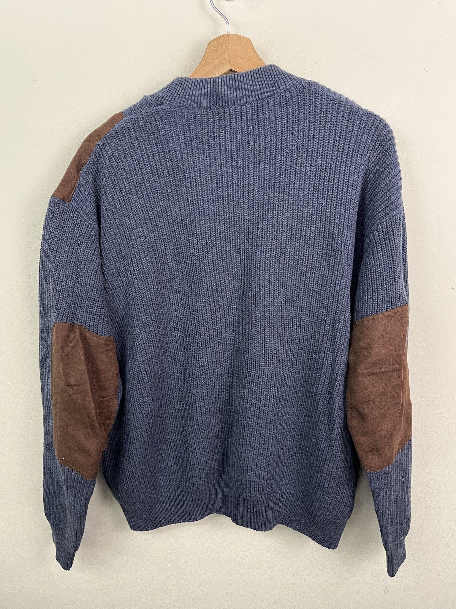 Other Vintage Knit Sweater Cabelas 1990s Leather Patch Shooting Knit Sweater Fisherman Knit Size XL Size US XL / EU 56 / 4 - 3 Thumbnail