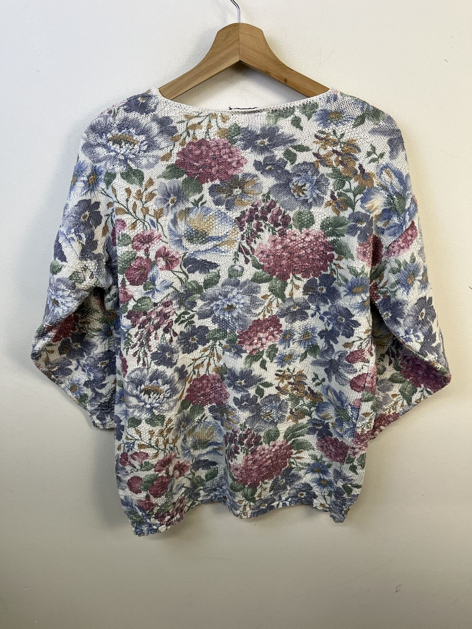 Other Vintage Knit Sweater 1990s Distressed All Over Floral Knit Sweater Size M Size US M / EU 48-50 / 2 - 4 Thumbnail