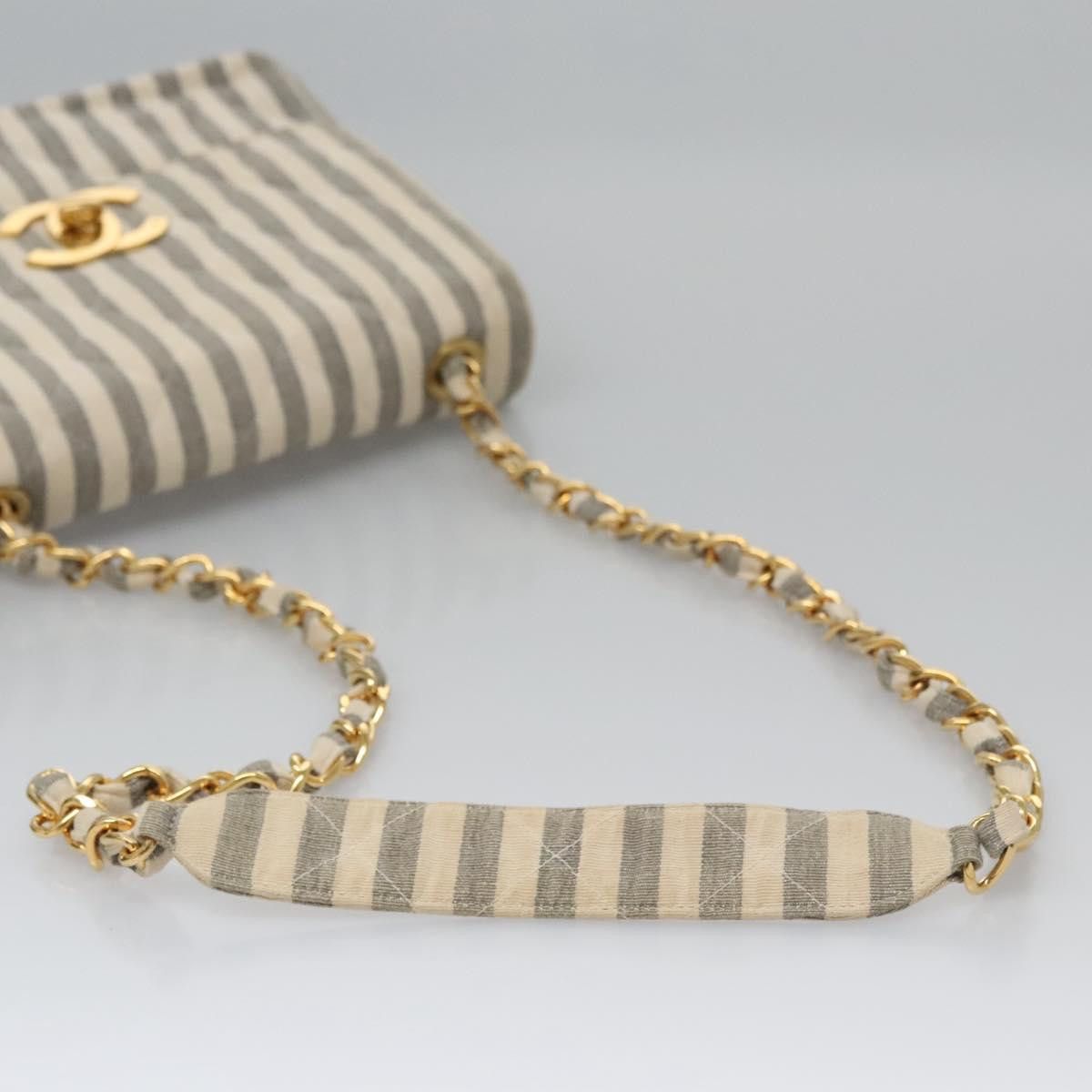 Chanel Cc Grey Canvas Shoulder Bag (Pre-Owned) Size ONE SIZE - 5 Thumbnail