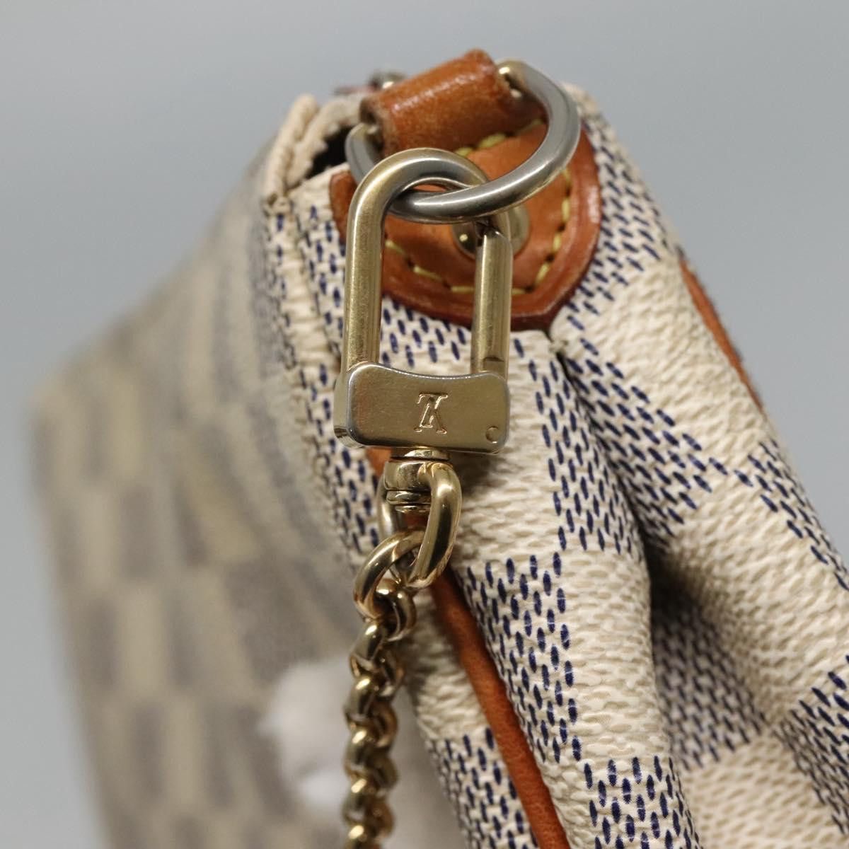 Louis Vuitton Eva White Canvas Shoulder Bag (Pre-Owned) Size ONE SIZE - 13 Thumbnail