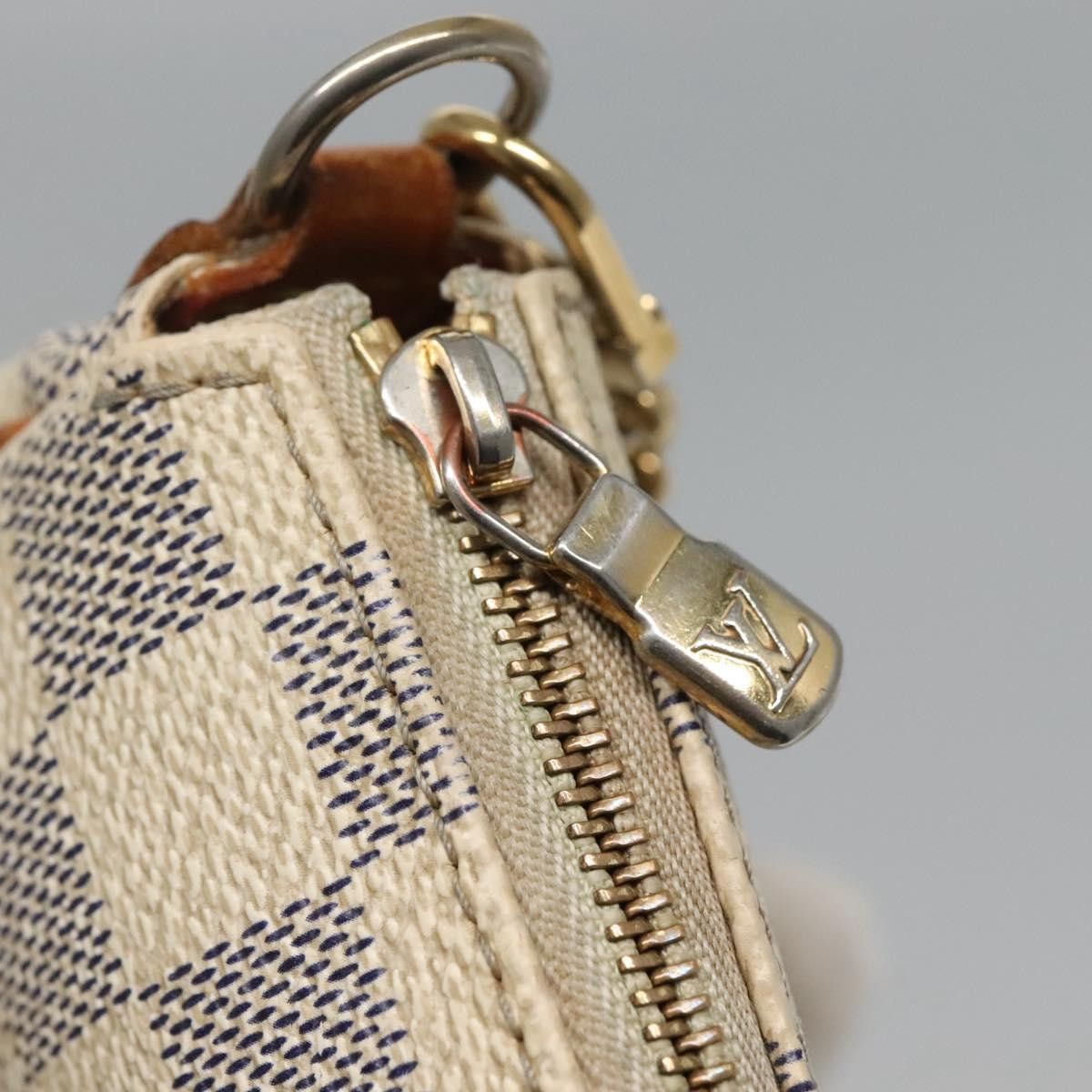 Louis Vuitton Eva White Canvas Shoulder Bag (Pre-Owned) Size ONE SIZE - 12 Thumbnail
