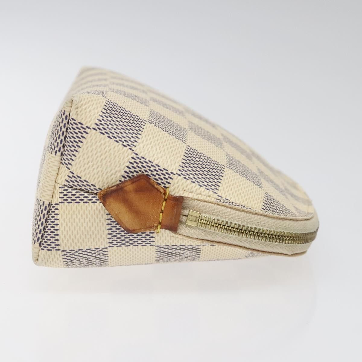Louis Vuitton Cosmetic Pouch White Canvas Clutch Bag (Pre-Owned) Size ONE SIZE - 3 Thumbnail