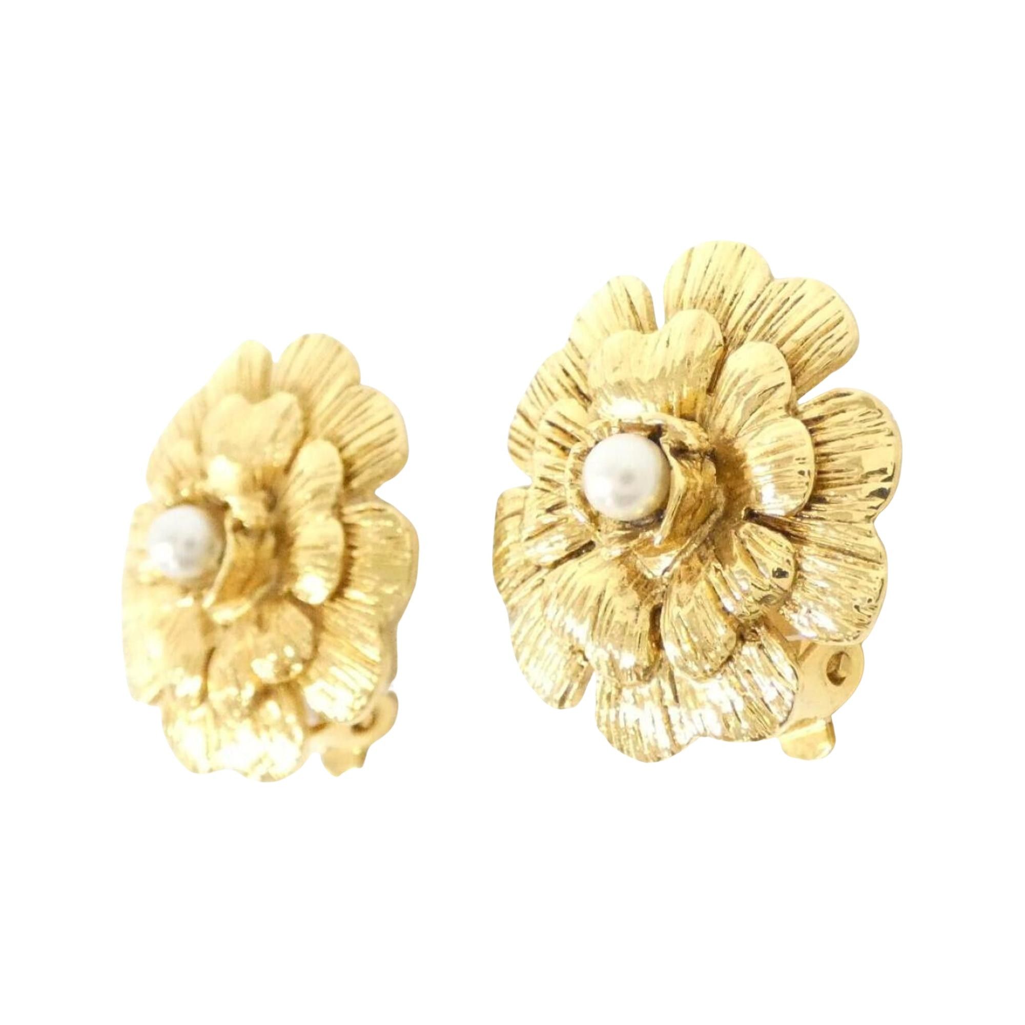 Chanel Chanel Camellia earring Size ONE SIZE - 2 Thumbnail