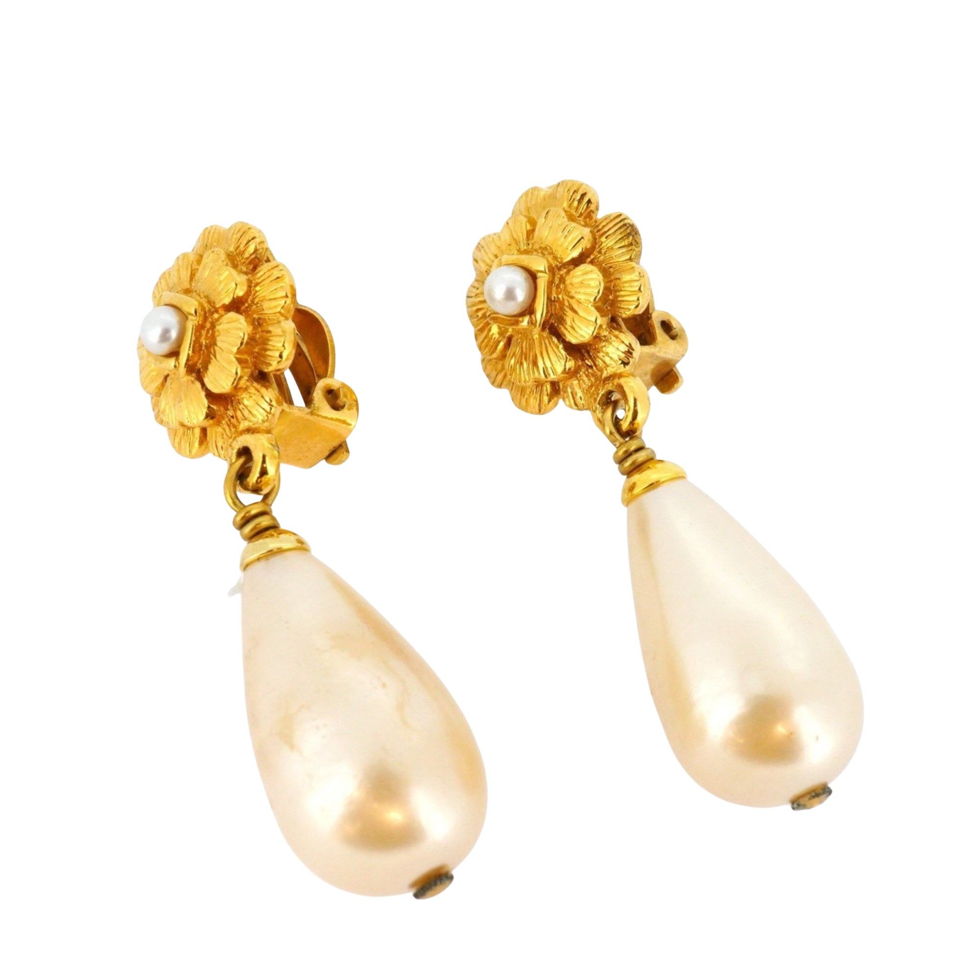 Chanel Chanel Camellia earring Size ONE SIZE - 2 Thumbnail