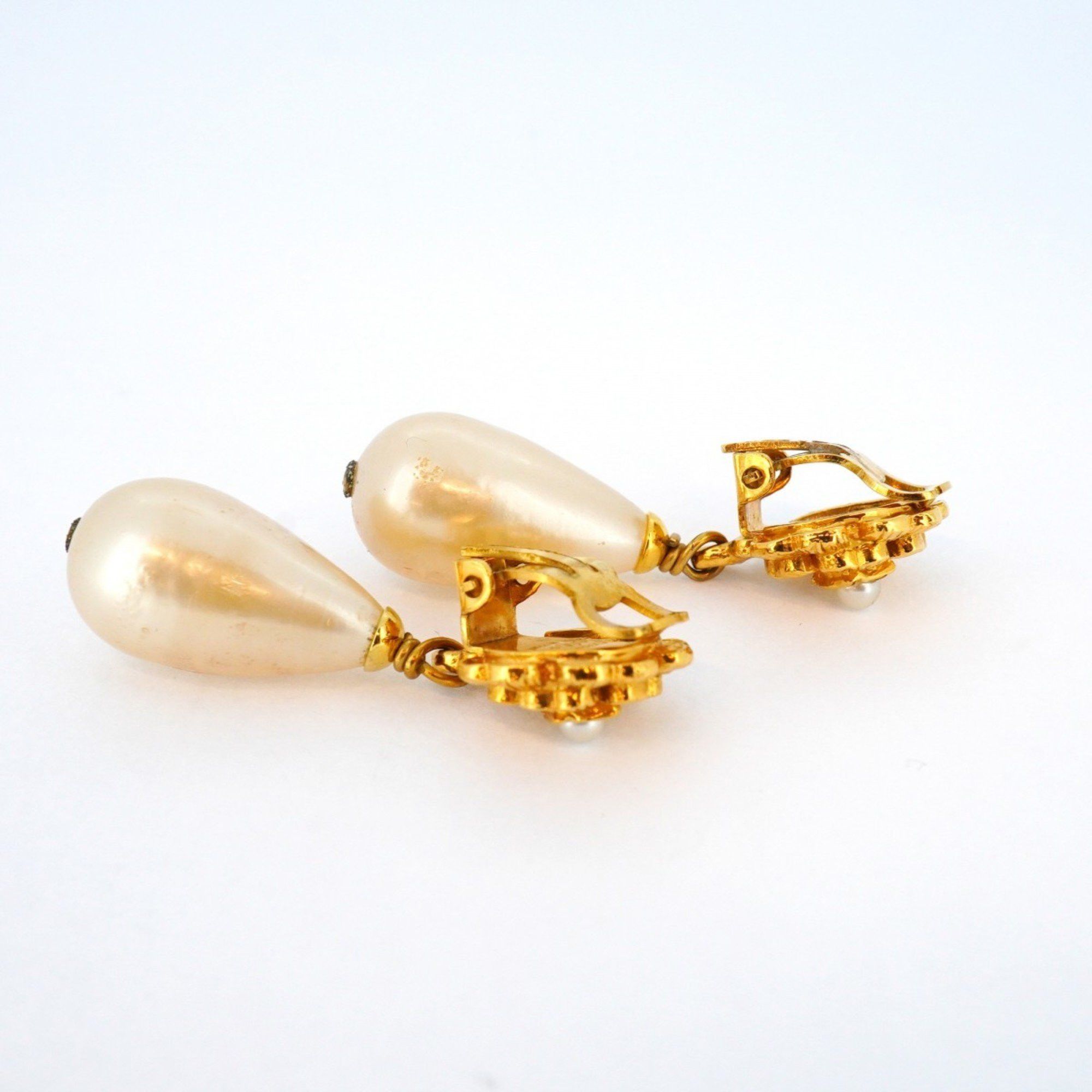 Chanel Chanel Camellia earring Size ONE SIZE - 3 Thumbnail
